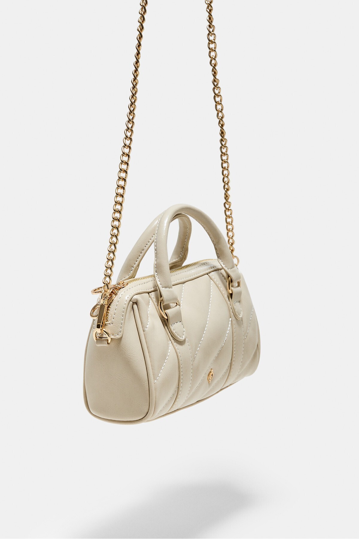 Stradivarius Kapitone bowling çanta görsel 3