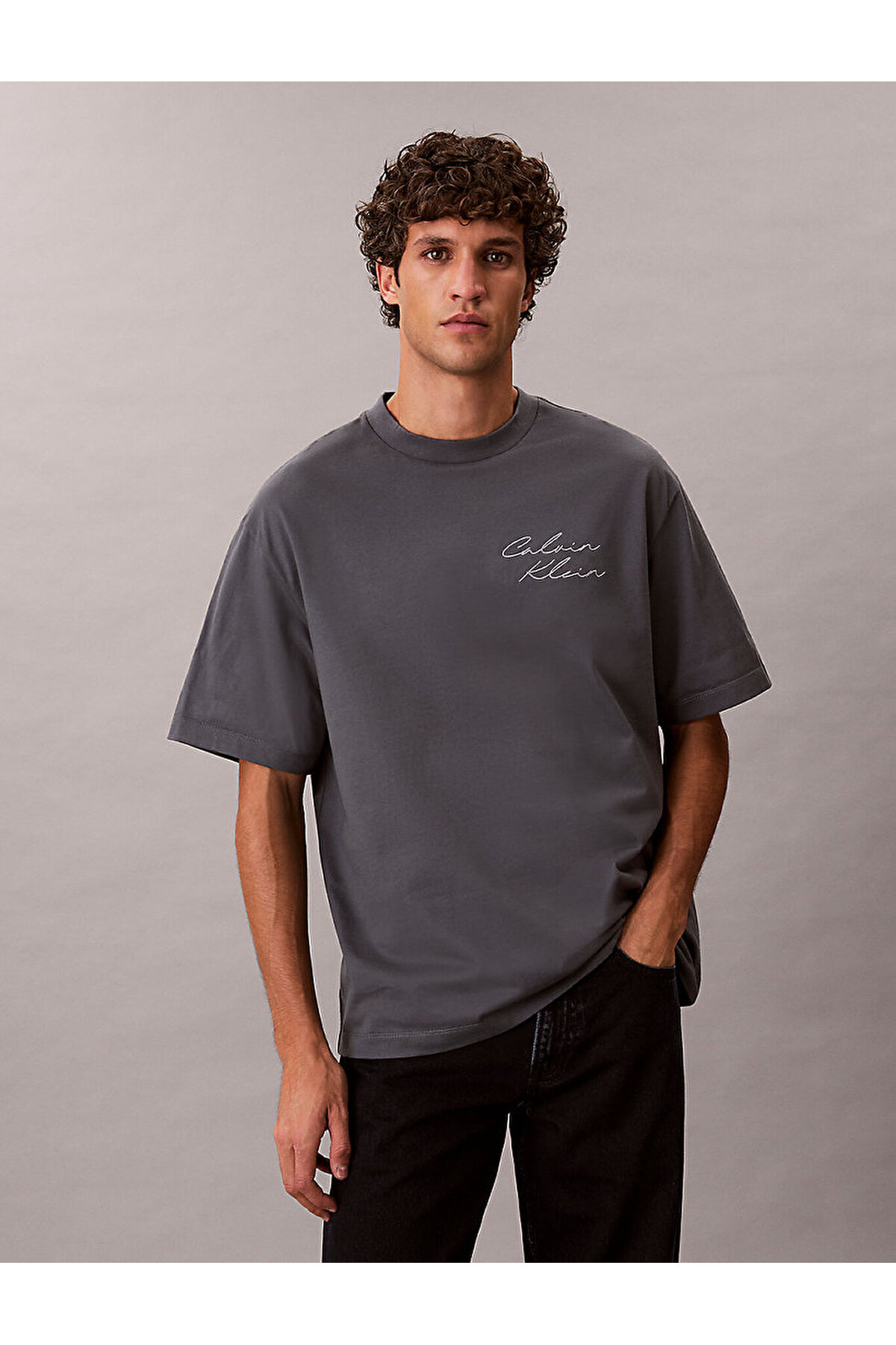 تیشرتزنانهCalvin Kleinخاکستری