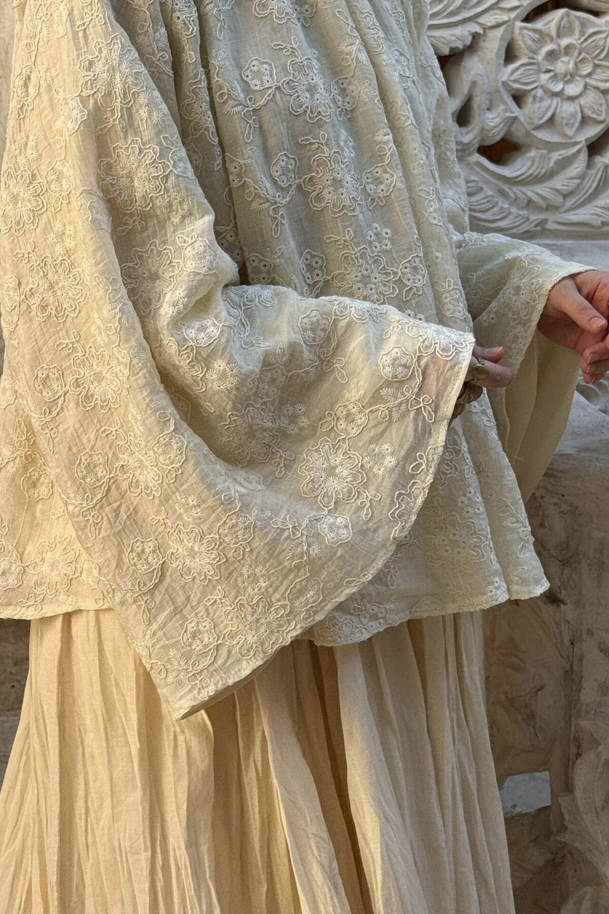 Faya Boutique Faya Girls x Krem Güpür İşlemeli Velissa Bluz