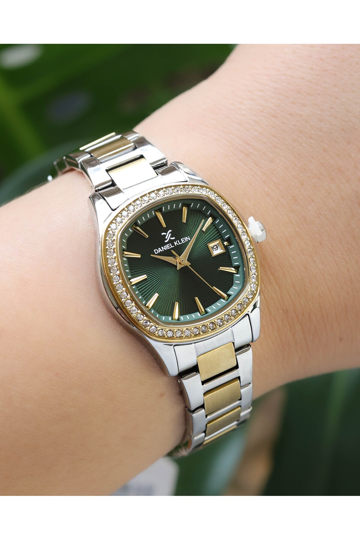 Women Wrist Watch New Collection Waterproof Steel Premium Series