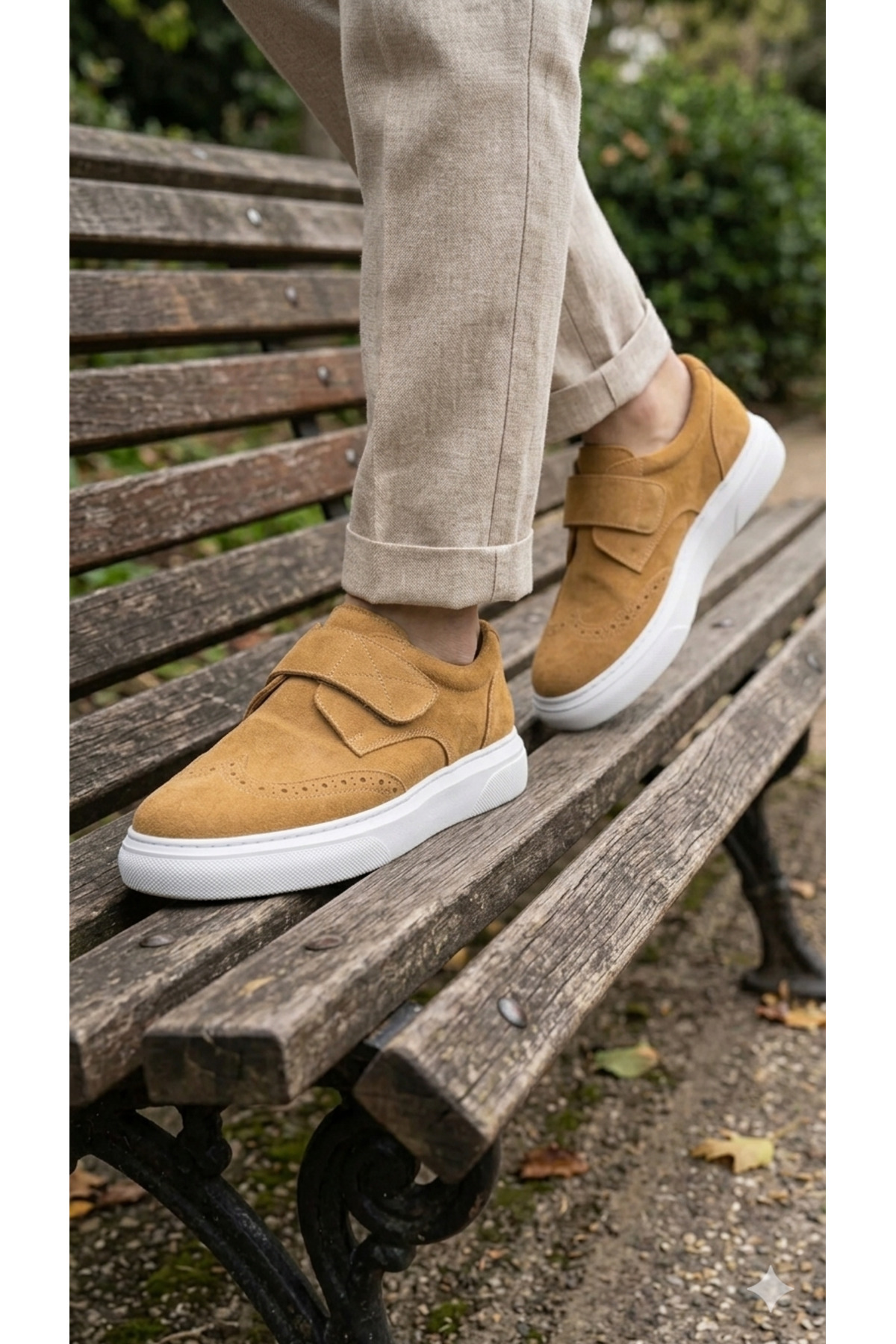 BOYS TAN LIGHTWEIGHT AND STRETCH CASUAL CLASSIC SHOES