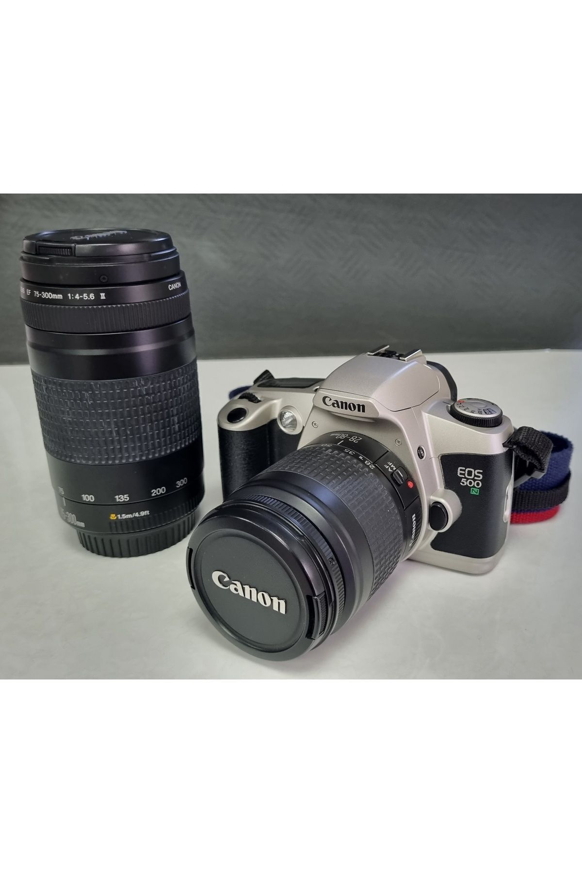 Canon EF 28-80㎜/Canon EF 75-300㎜（2セット） Canon EOS 500N 28-80mm + 75-300mm Lensli Analog Filmli Fotoğraf