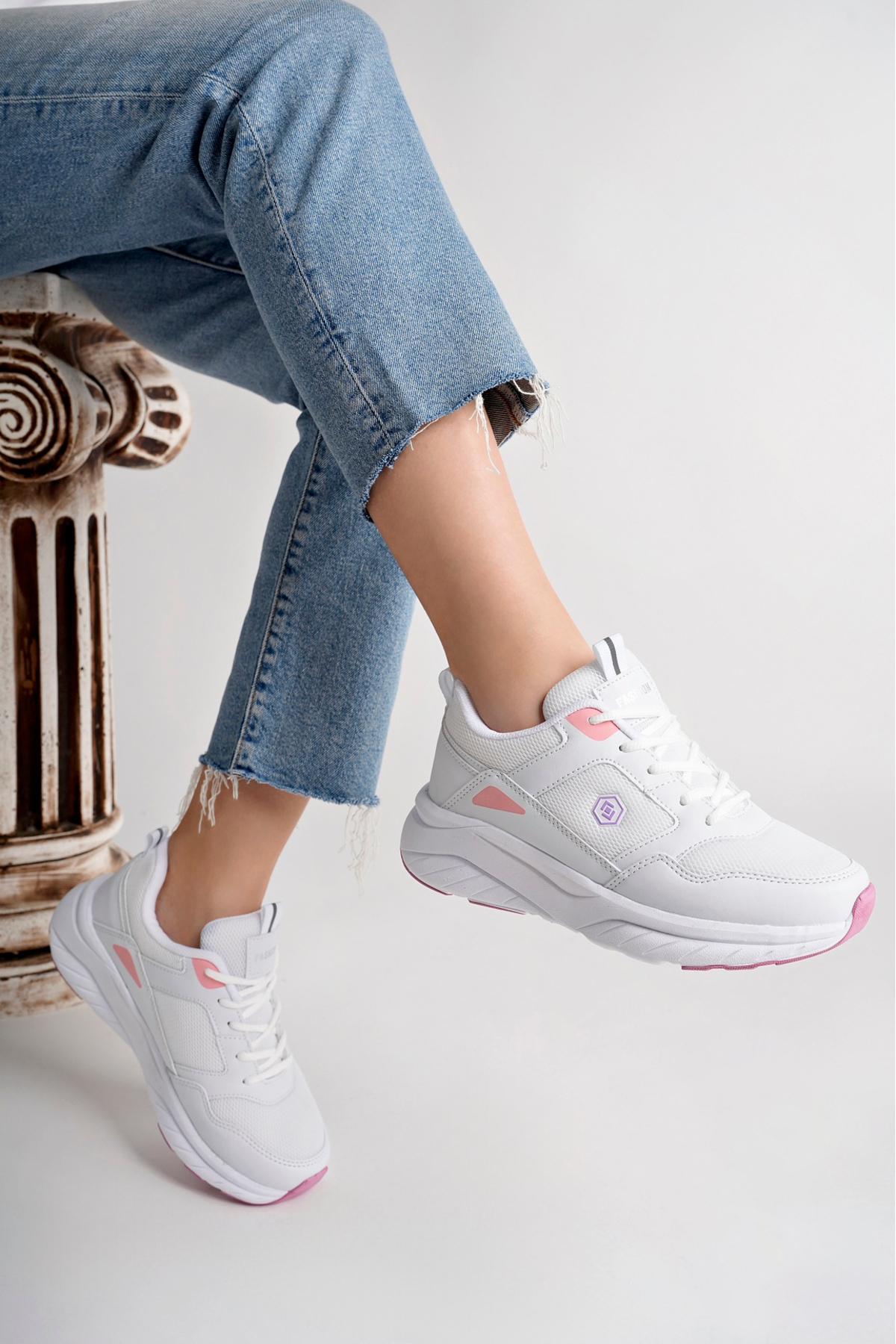 McDark Women's Sneaker White Pink Color Sports Shoes