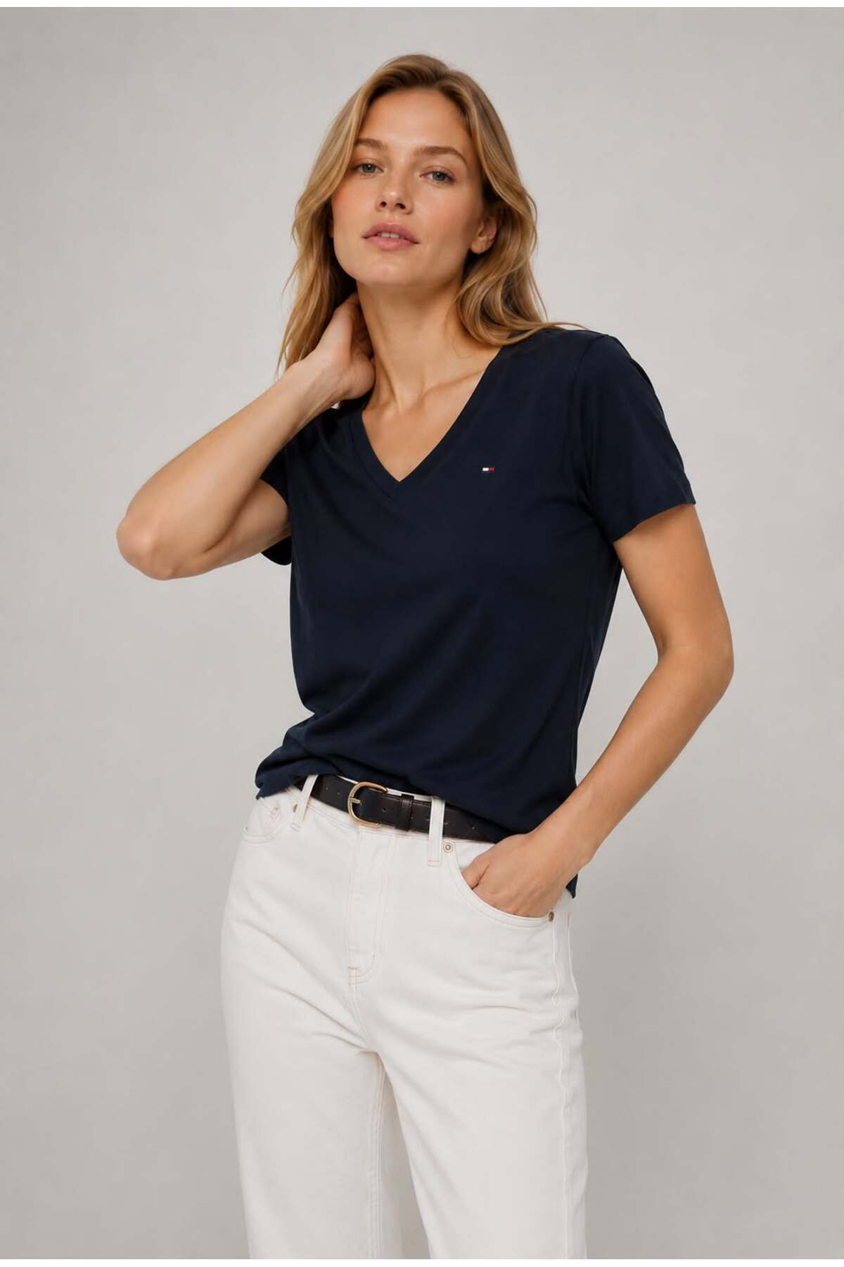 Tommy Hilfiger V Yaka Tişört