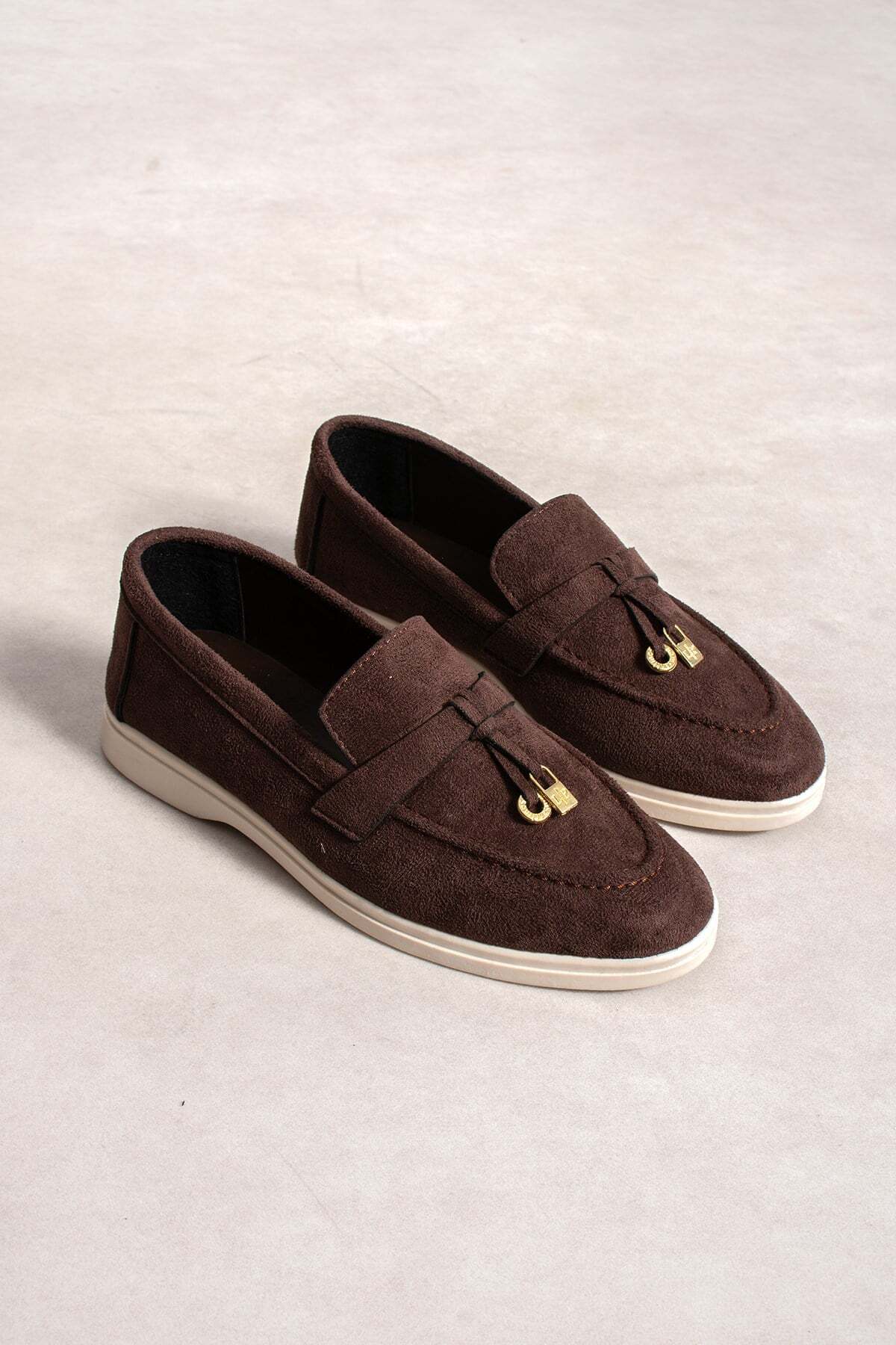 dabab shoes LUPY Kadın Acı Kahve Süet Loafer Ayakkabı Gold Aksesuarlı Ortopedik Rahat Taban Casual Babet görsel 3