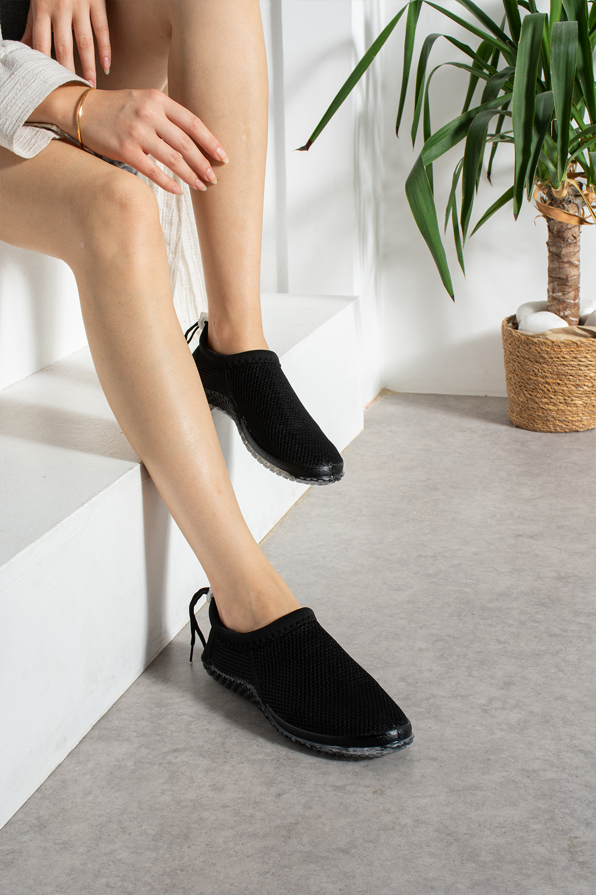 İmerShoes Unisex Yetişkin Siyah Deniz Ayakkabısı Kaymaz Taban Çok Amaçlı Şık Havuz Plaj Rafting Patiği 521 görsel 2