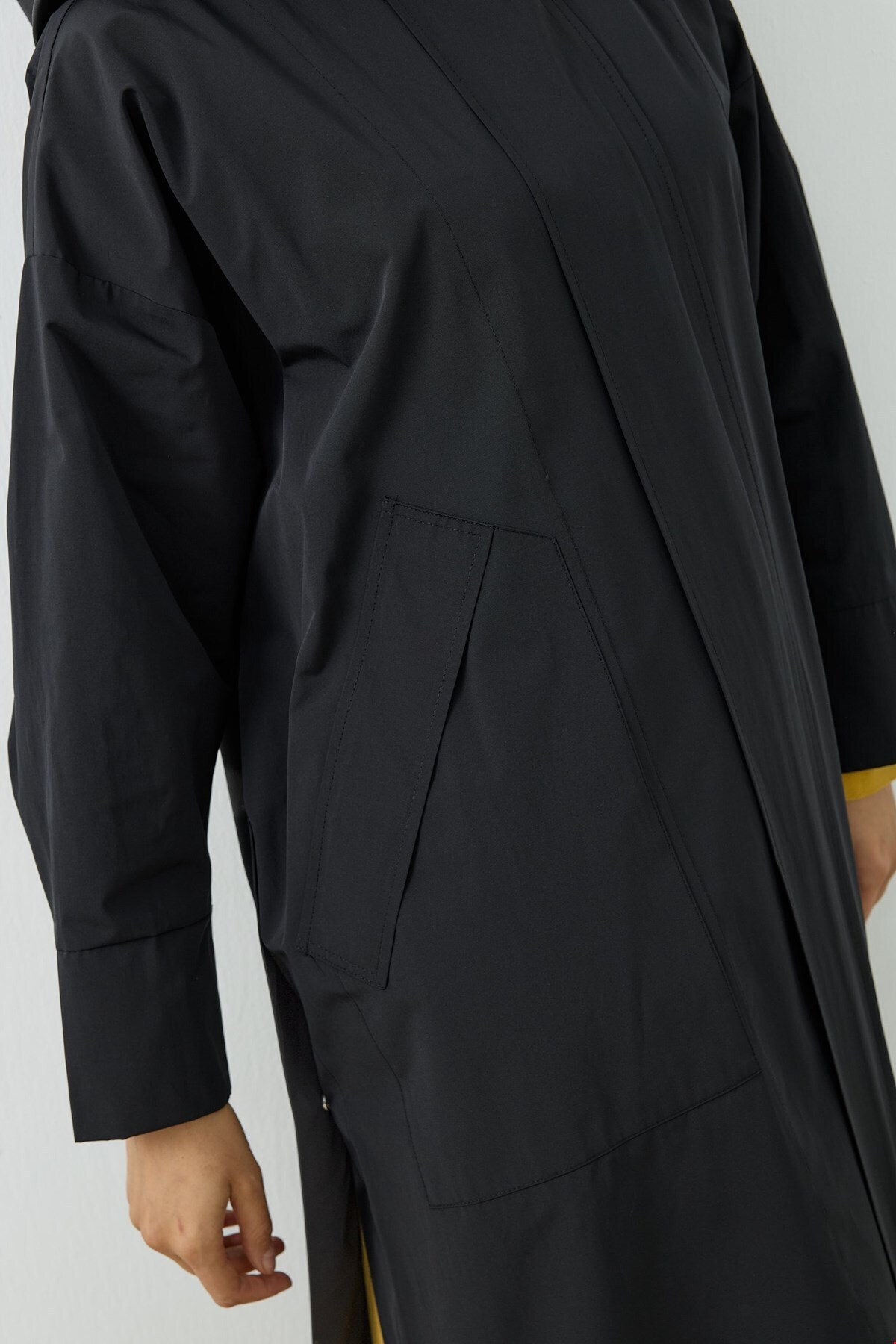 QANU Kapüşonlu Oversize Yağmurluk Siyah görsel 5