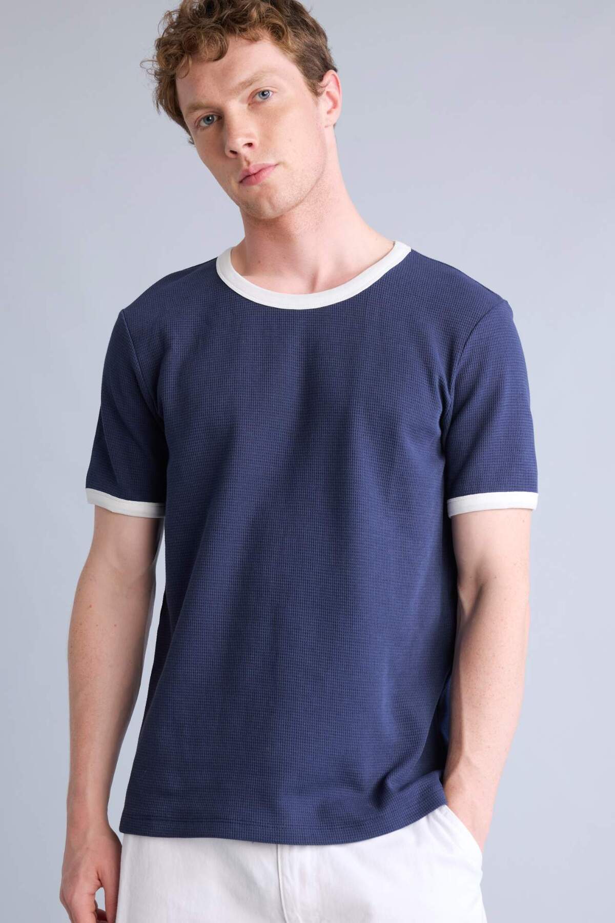 Defacto 100% Cotton Regular Fit Short Sleeve T-Shirt H7784Ax26Sm