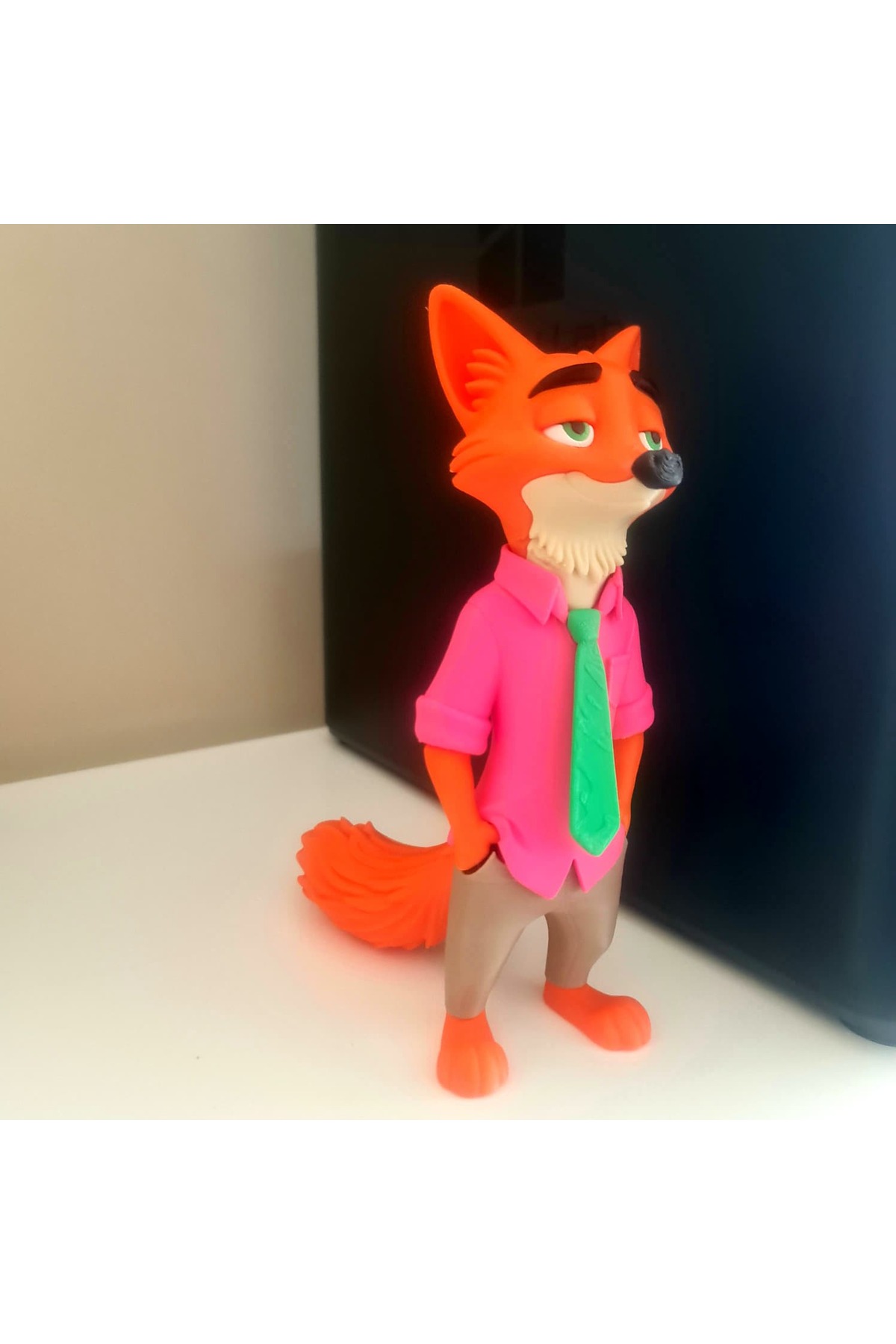Zootopia Nick Wilde Tilki Figür 21 cm