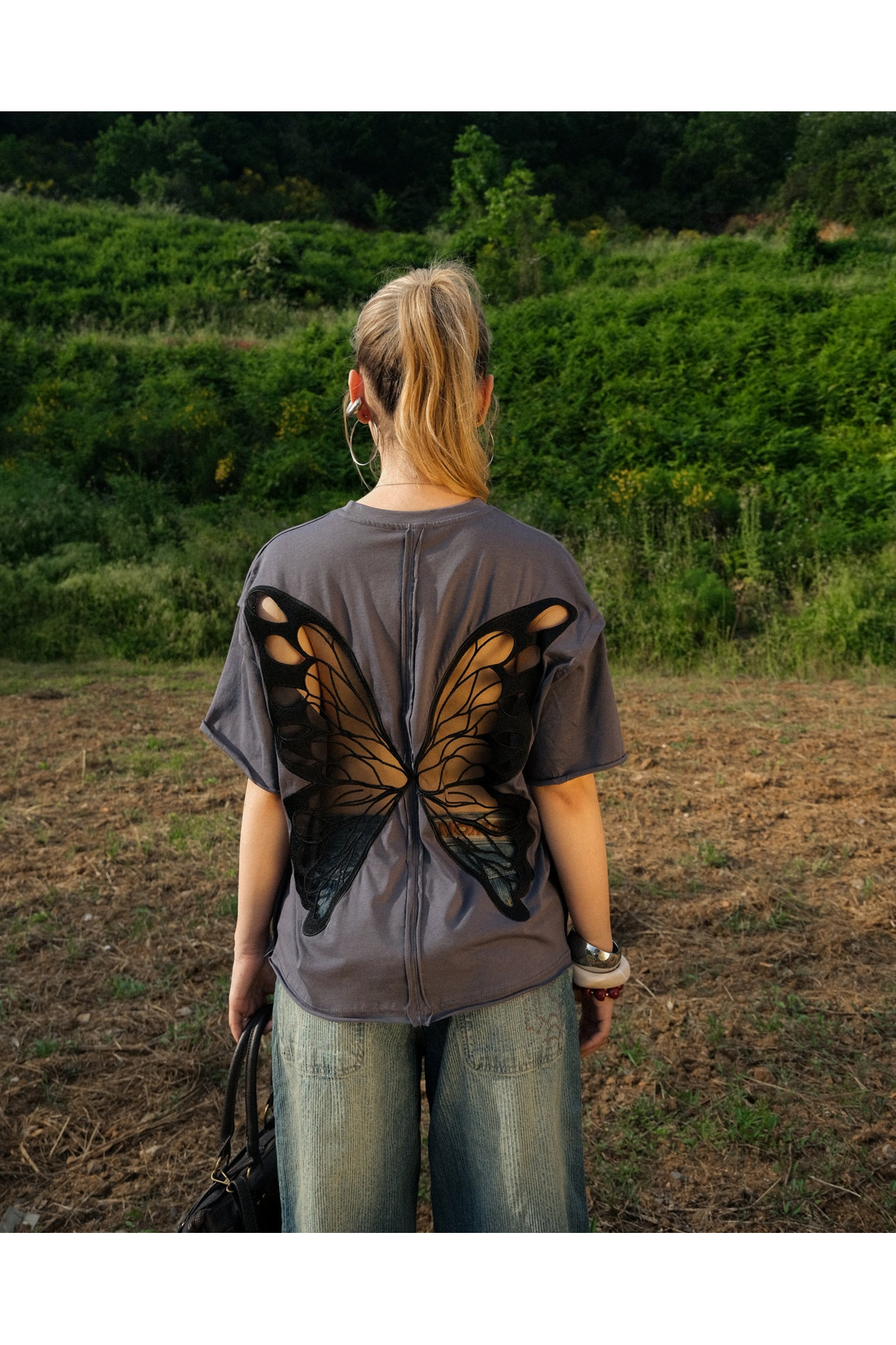 Sheen Studios Kelebek Sırt Detaylı T-Shirt