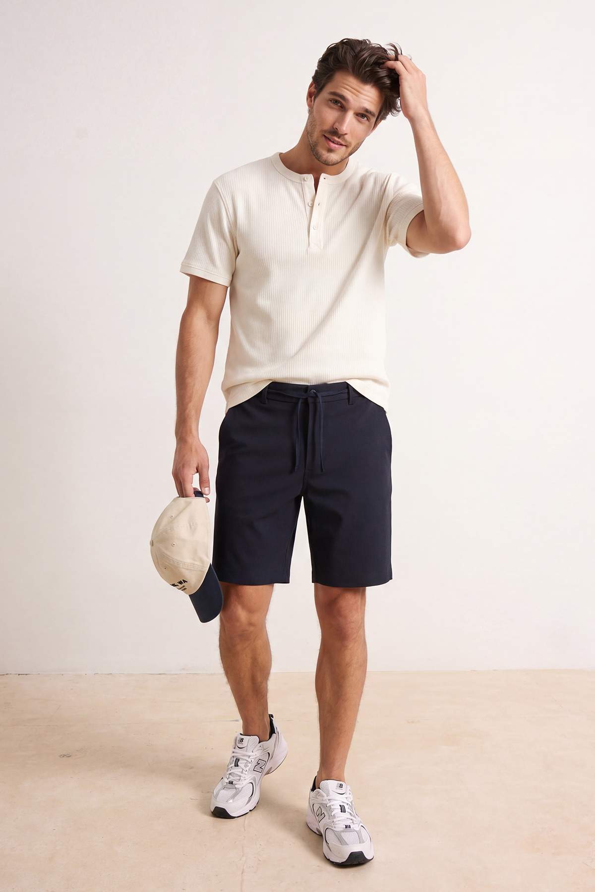Trendyolmilla Man Lacivert Şort & Bermuda TMNSS26SR00022