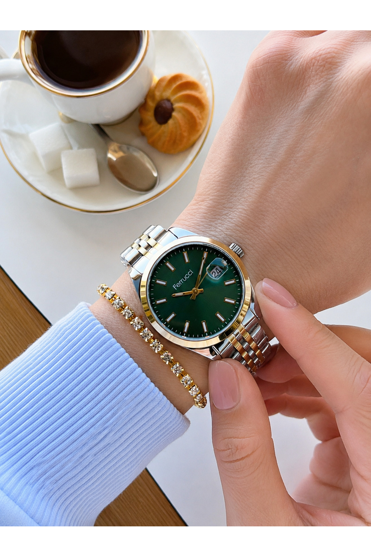 Gold Silver Green Dial Steel Strap 2 Years Warranty 30 Mt Waterproof Women Wrist Watch B.1301607