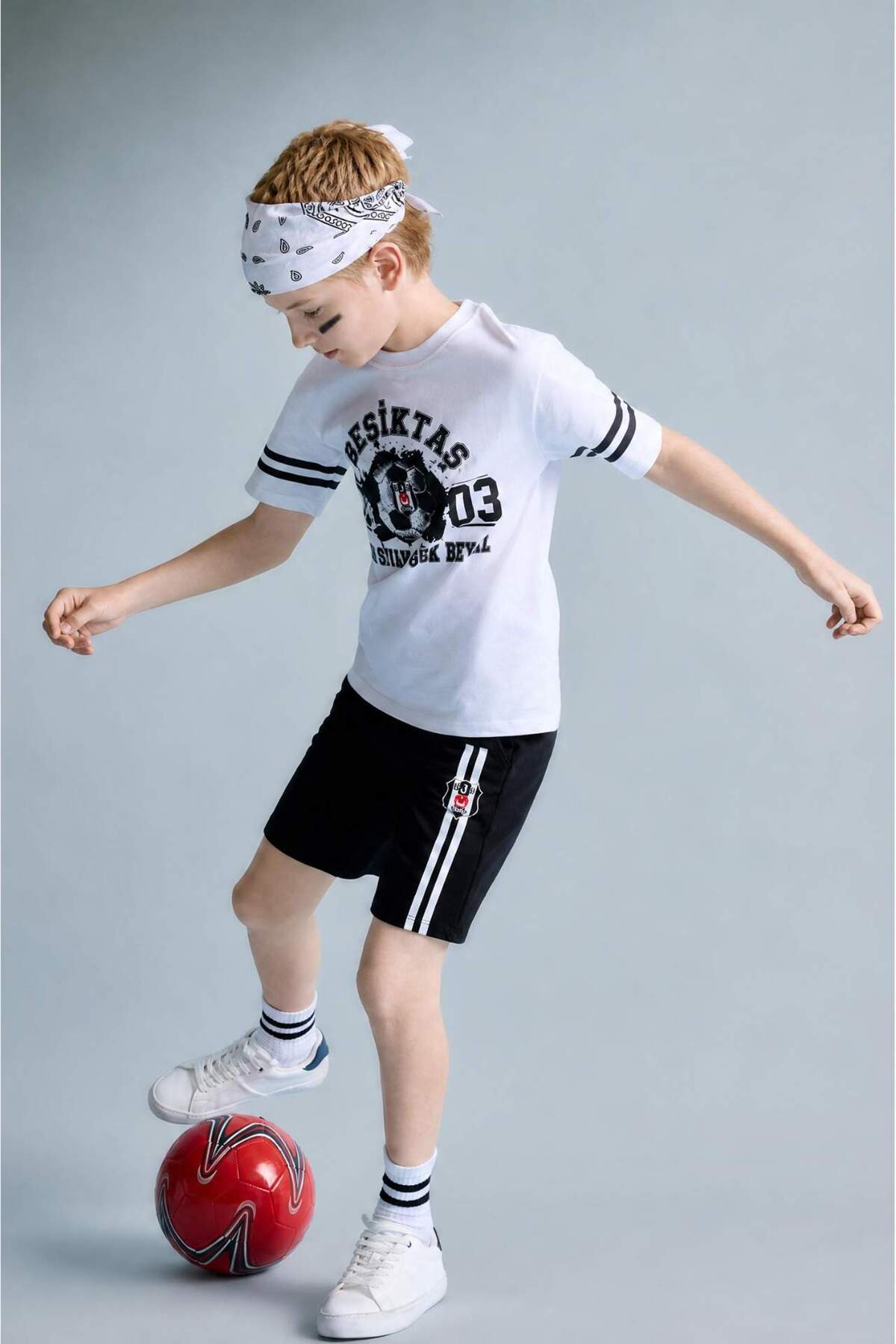 100% Cotton Beşiktaş Oversize Black Shorts Boy H8377A826HS