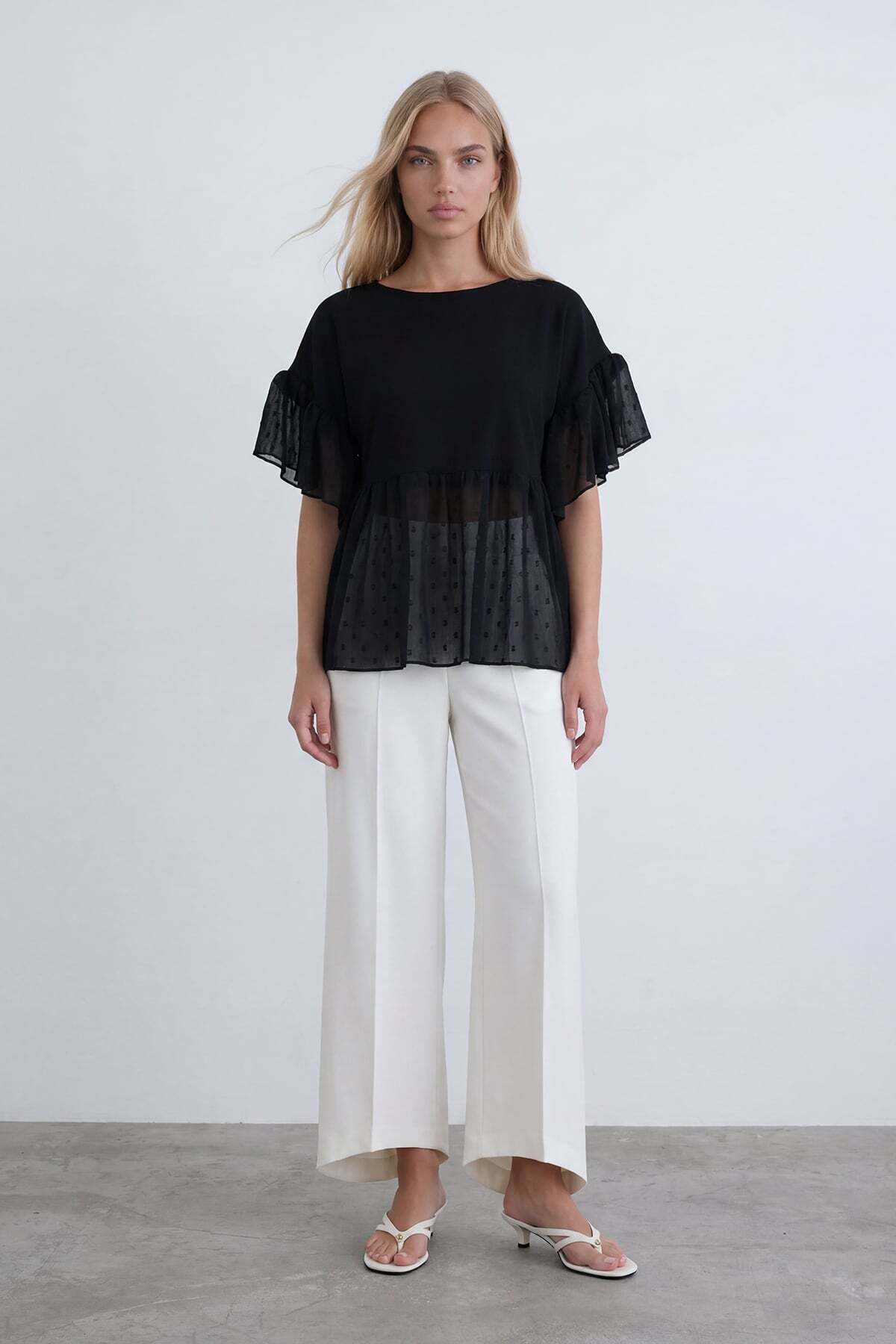 Black Skirt And Sleeve Chiffon Frilly Knitted Blouse Alc-X15513