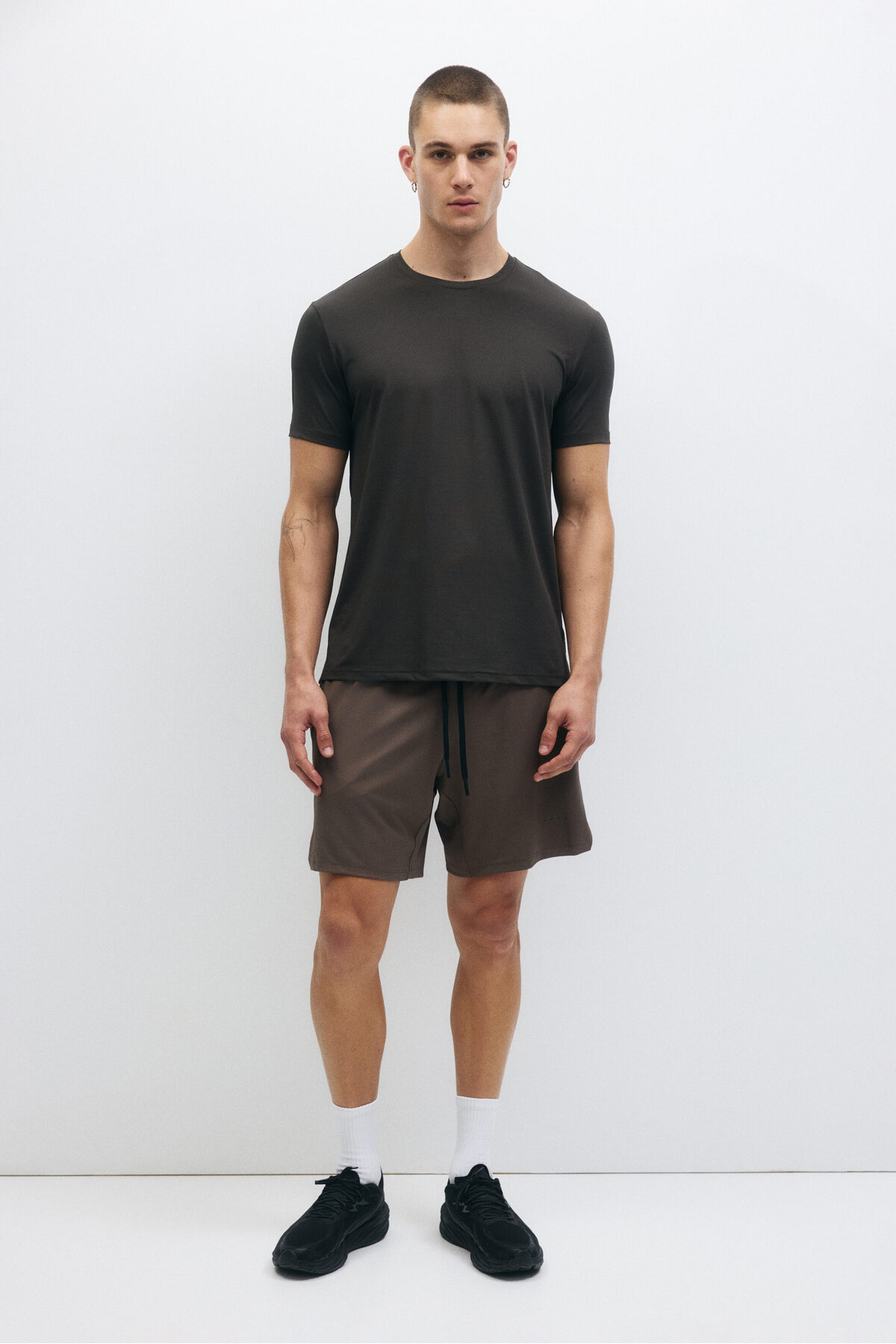 تاپ ورزشی Muscle Fit DryMove™ اچ اند ام زیرپیراهن ورزشی H&M