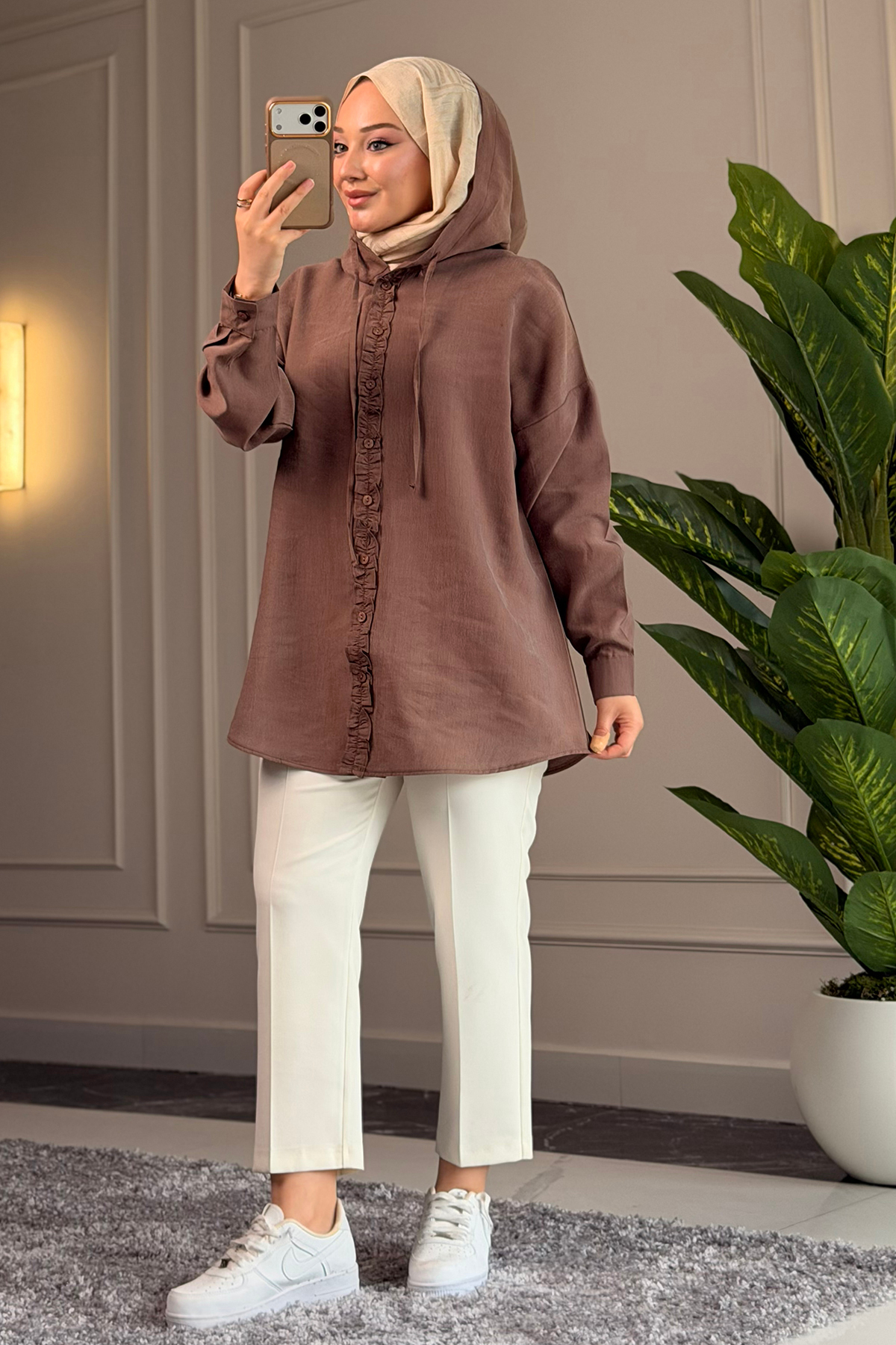 Suede Style  6536- Şık Rahat Fırfır Detaylı Yumuşak Dokuma Kumaş Kadın Kapüşonlu Gömlek - Görsel 2