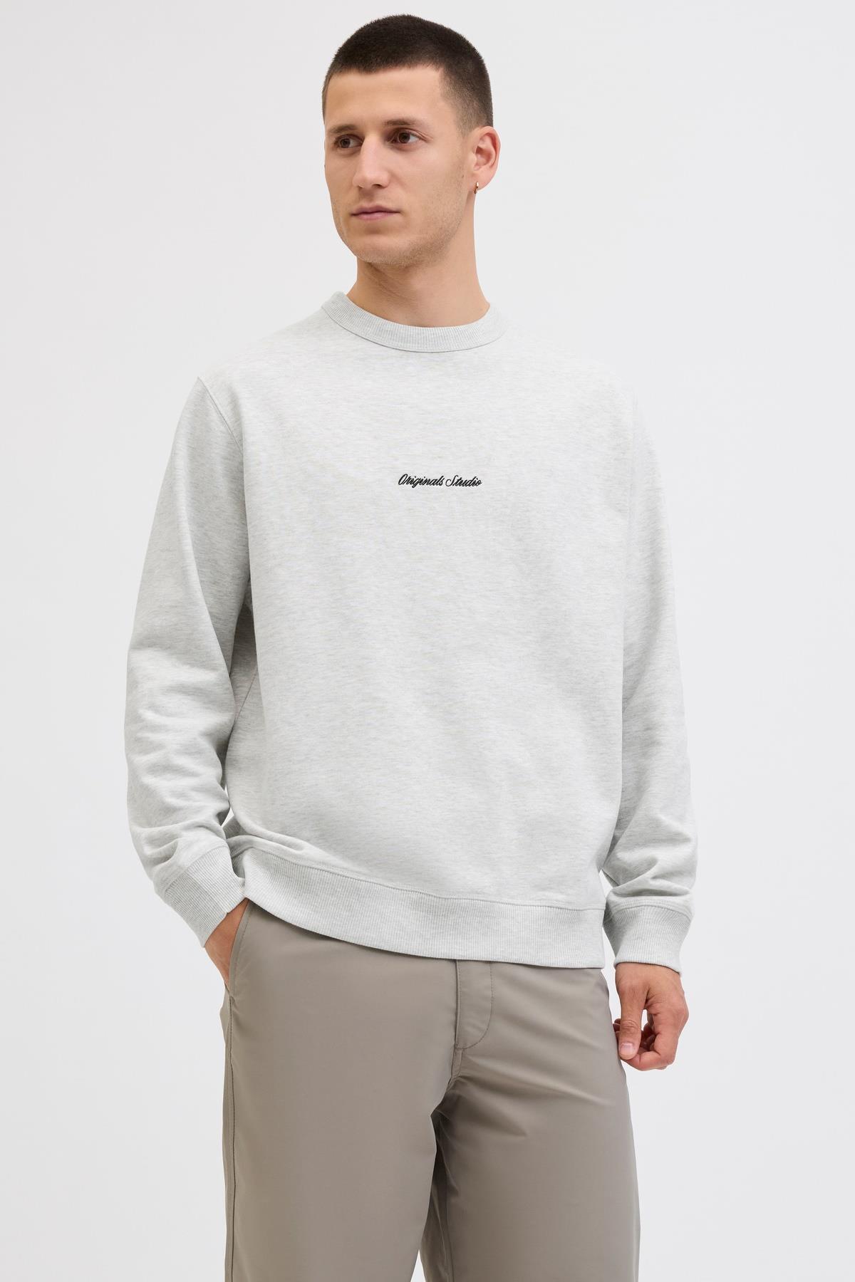 سویشرت مردانه یقه گرد گلدوزی شده JORNORREBRO جک اند جونز سویشرت Jack & Jones