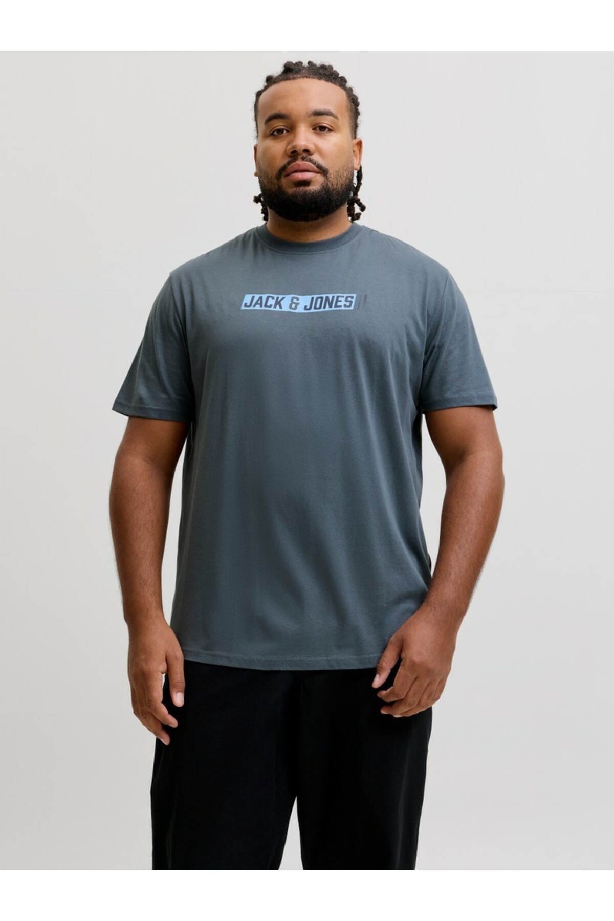 تی‌شرت مردانه سایز بزرگ Jjmunk مدل SS Crew Neck SN Pls به رنگ خاکستری جک اند جونز تی شرت بزرگ سایز Jack & Jones