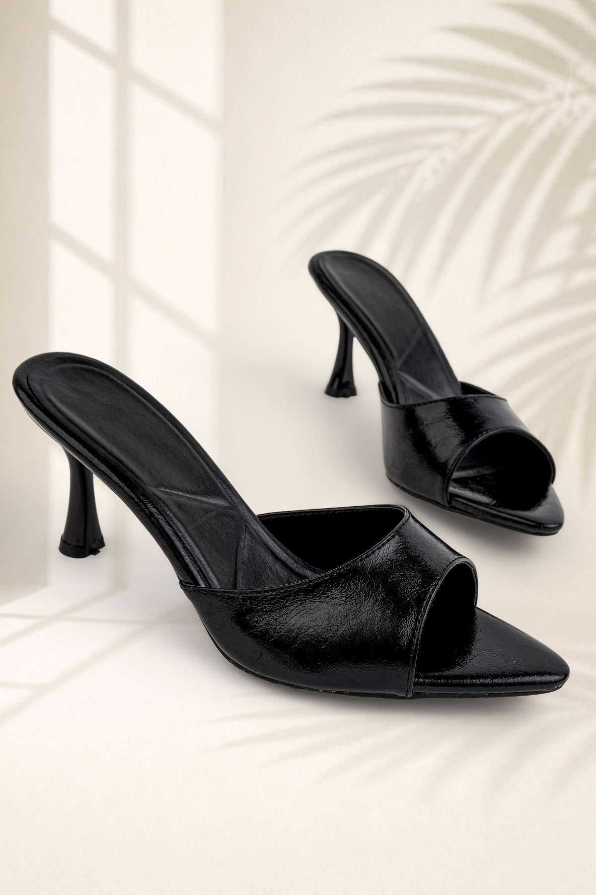 Women's Glossy Wrinkle Skin Soft Anti-Slip Sole Heels Slippers