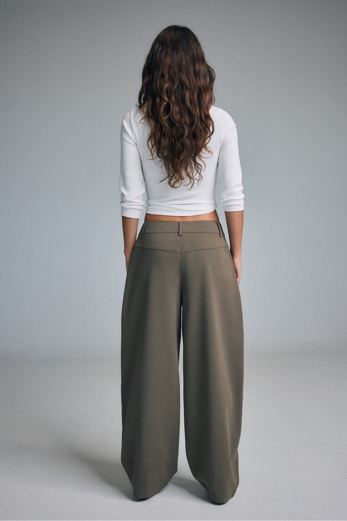 Stradivarius Şık barrel pantolon görsel 5