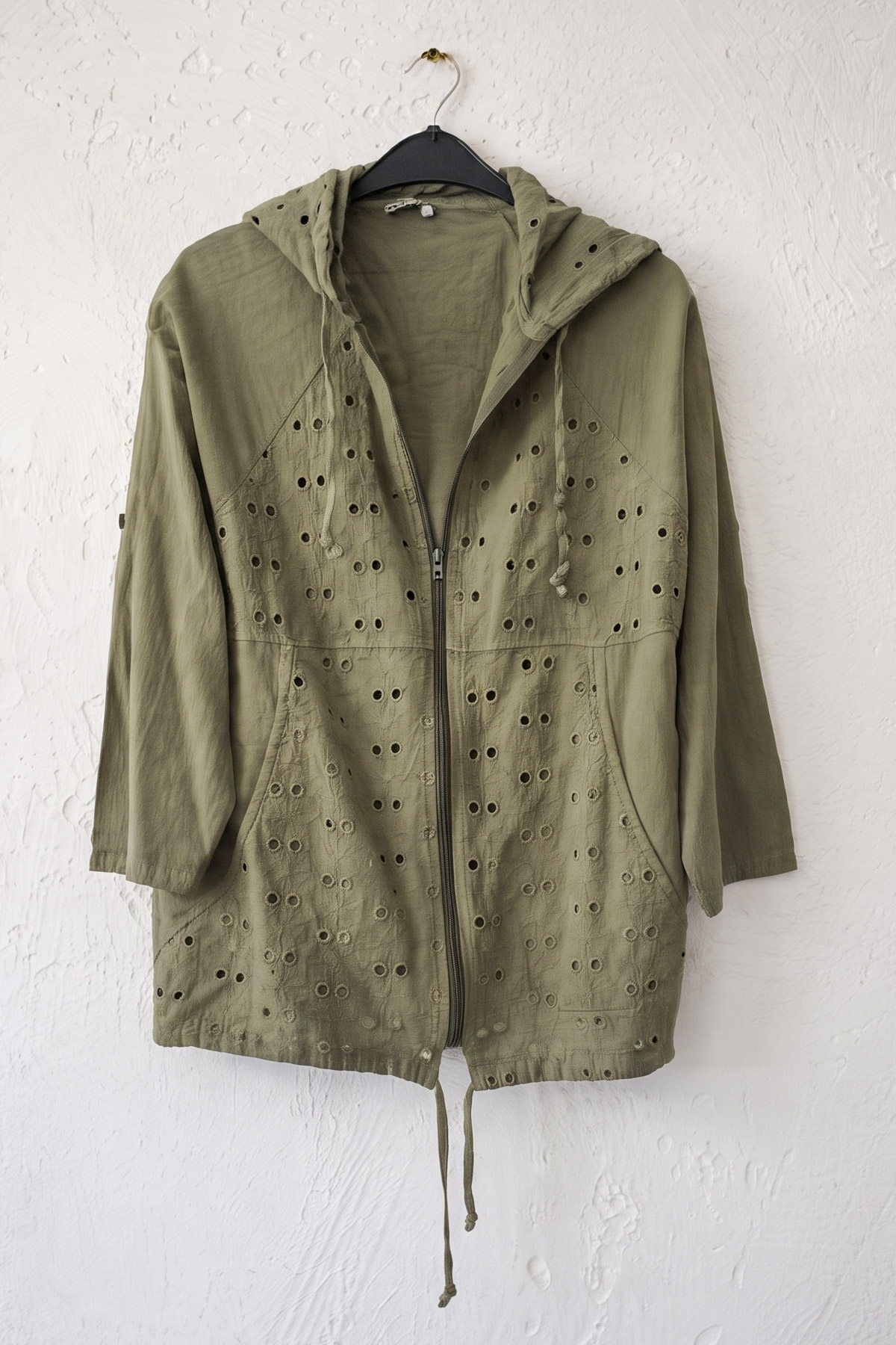 Chiccy Haki Kapüşonlu Reglan Kol Fermuarlı Cepli Beli Bağlamalı Brodeli Casual Pamuklu Dokuma Ceket 66 60 görsel 2