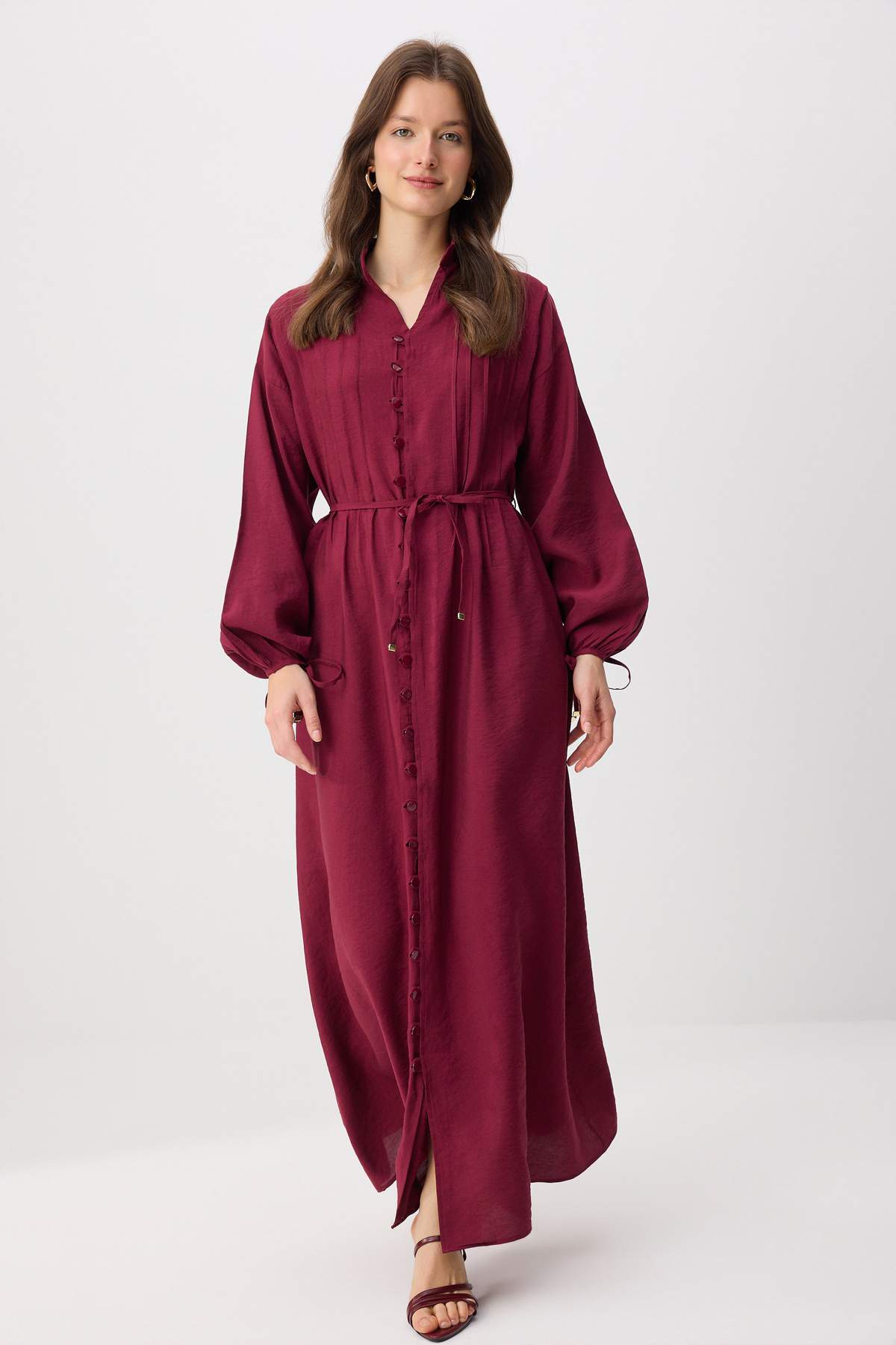 Trendyol Modest Vişne Seidiger Stoff aus Voile, ungefüttert, mit Nervürdetail...