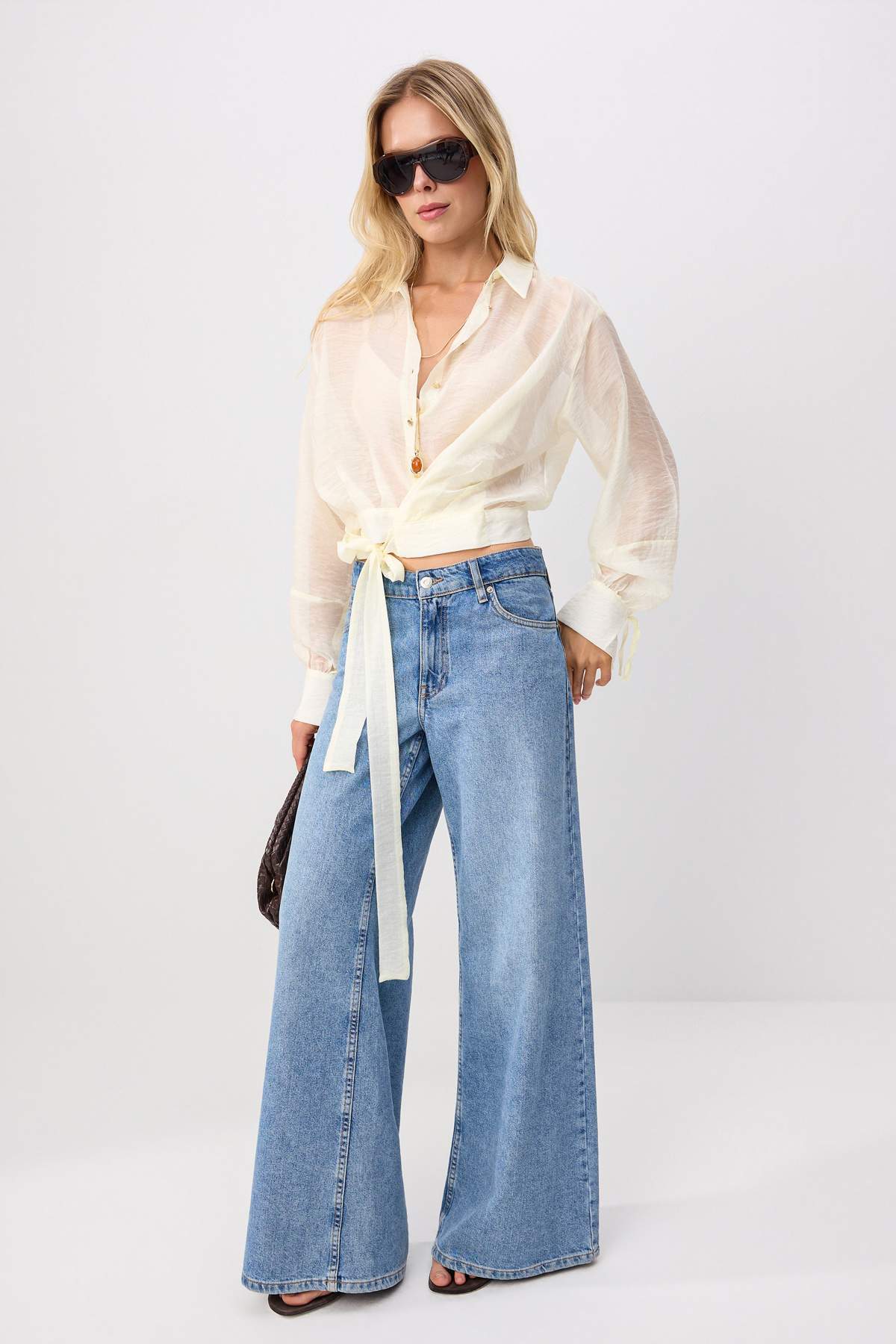 Trendyolmilla Açık Sarı Gömlek TWOSS26GO00163