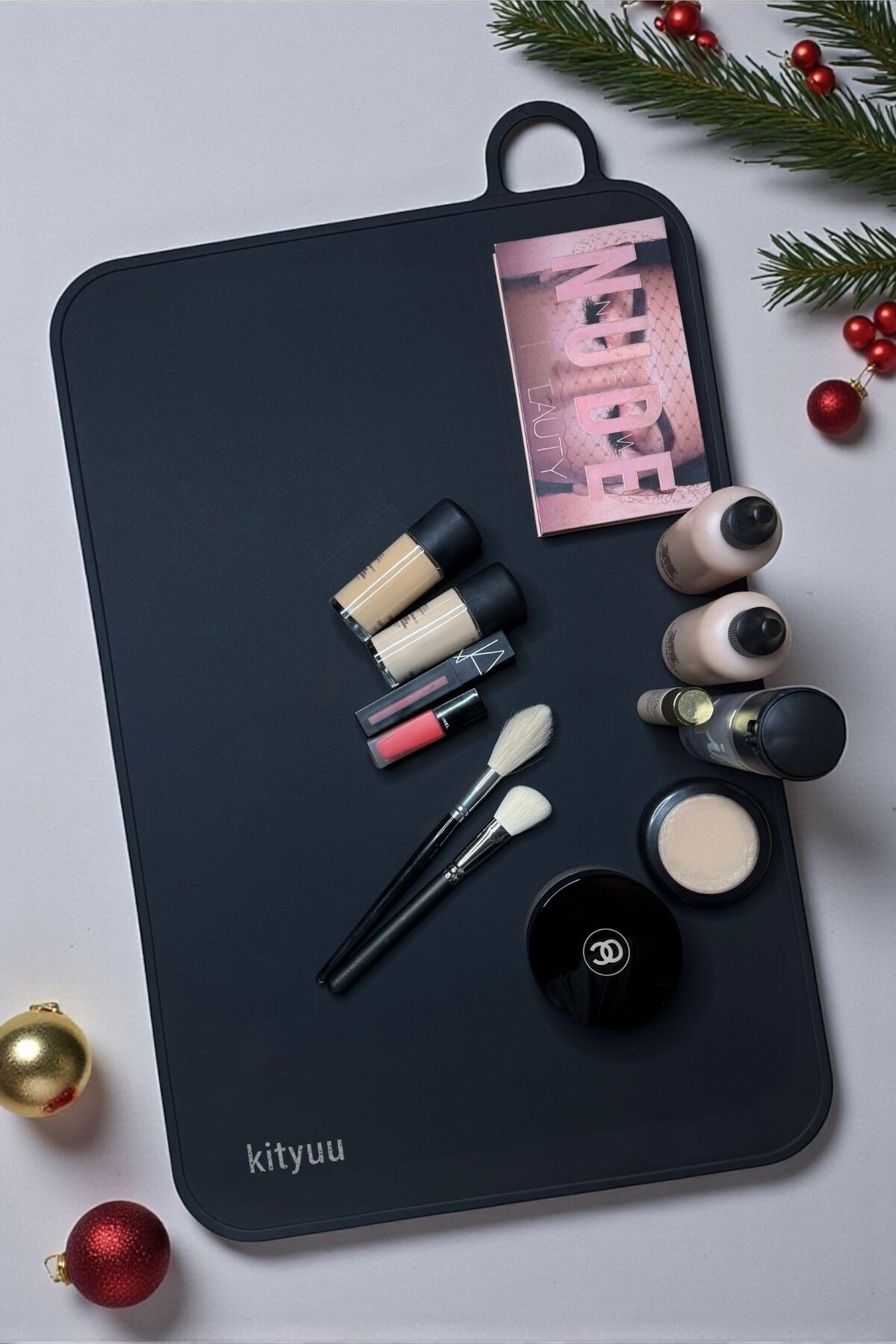 KitMat Makyaj Masası Matı | Isıya Dayanıklı Toz Tutmayan Saç Tasarım ve Makyaj Matı | Silikon Mat — makeupkitmat