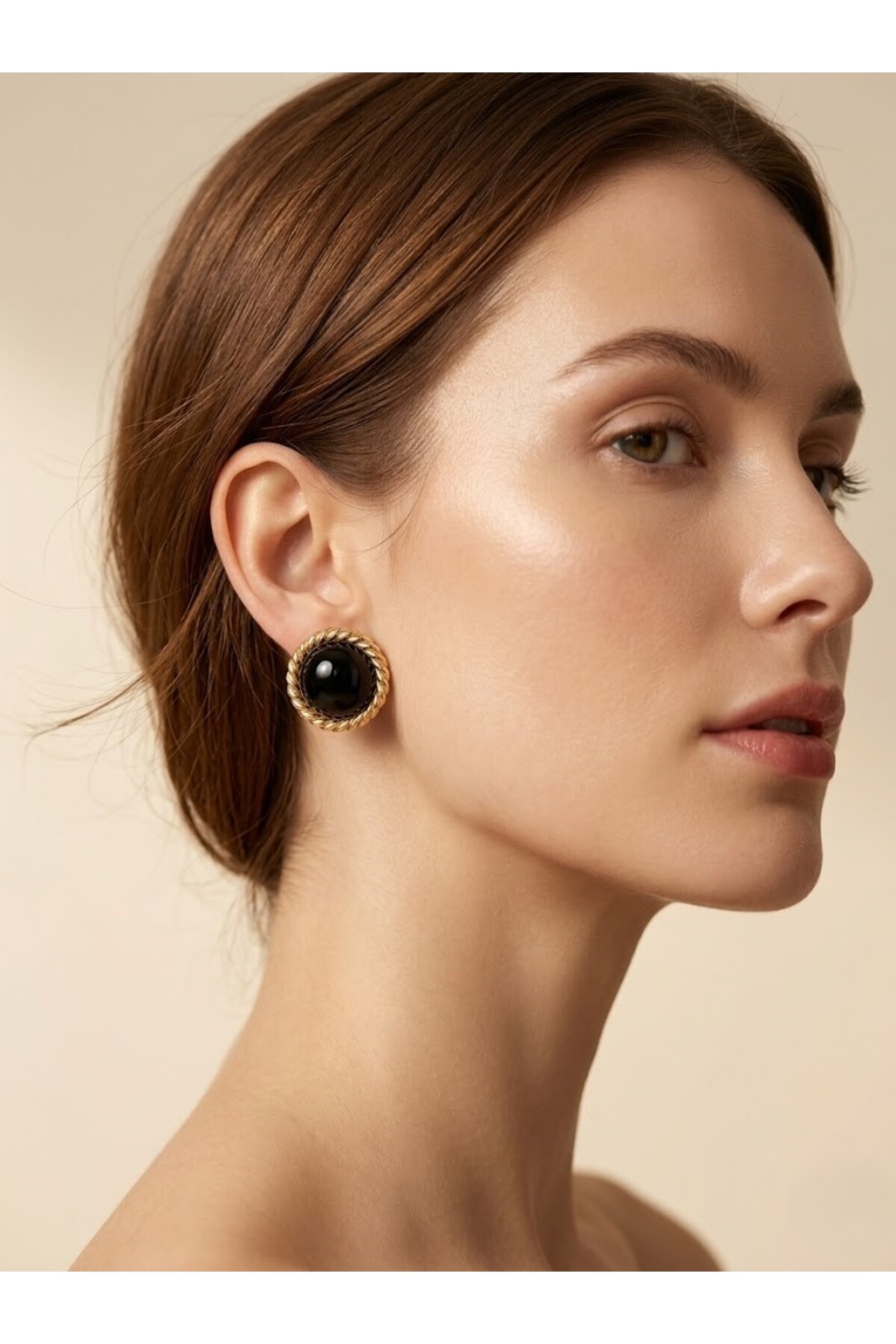 Royal Acrylic Rhinestone Round Earrings