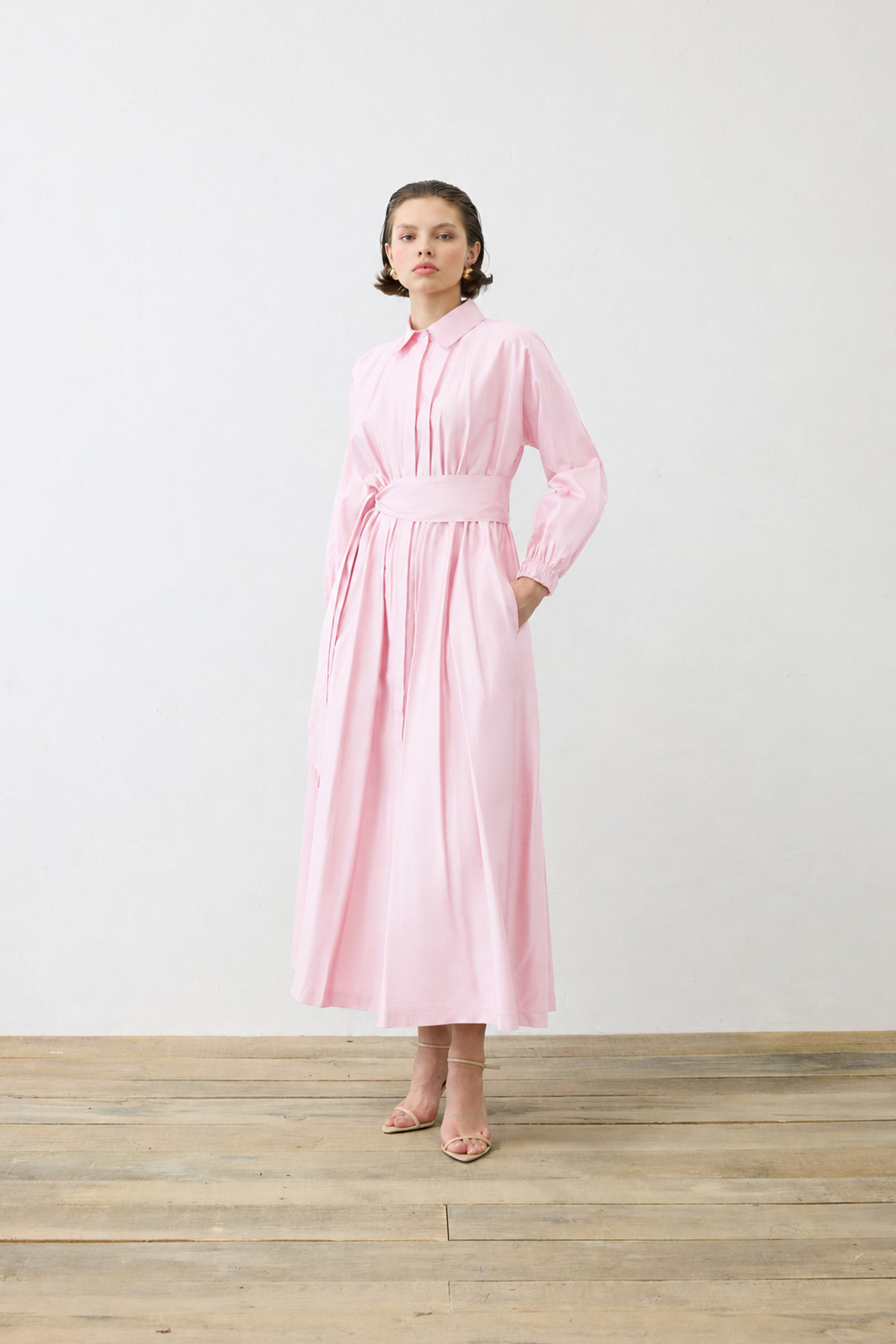 STILLA COTTON DRESS POWDER