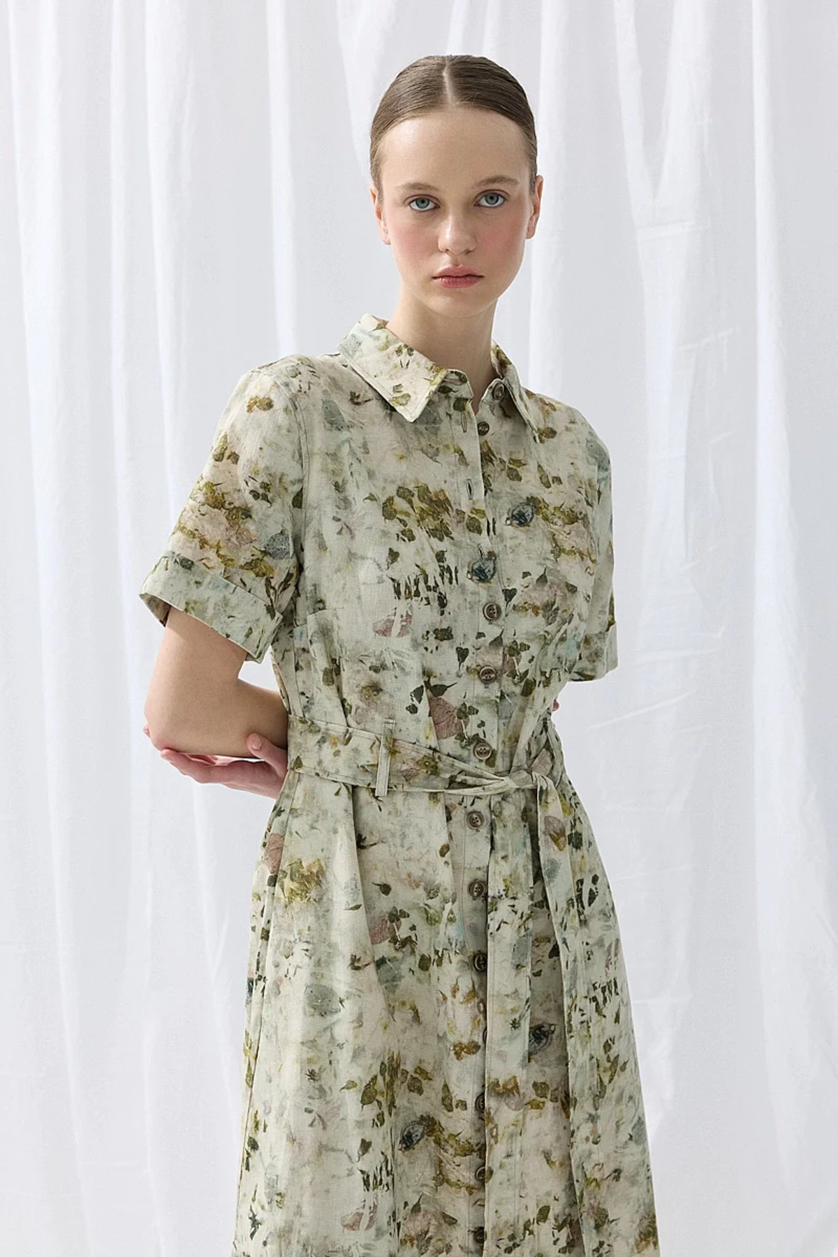 Gusto İz Koleksiyonu Eco Print Keten Midi Gömlek Elbise - Yeşil görsel 4