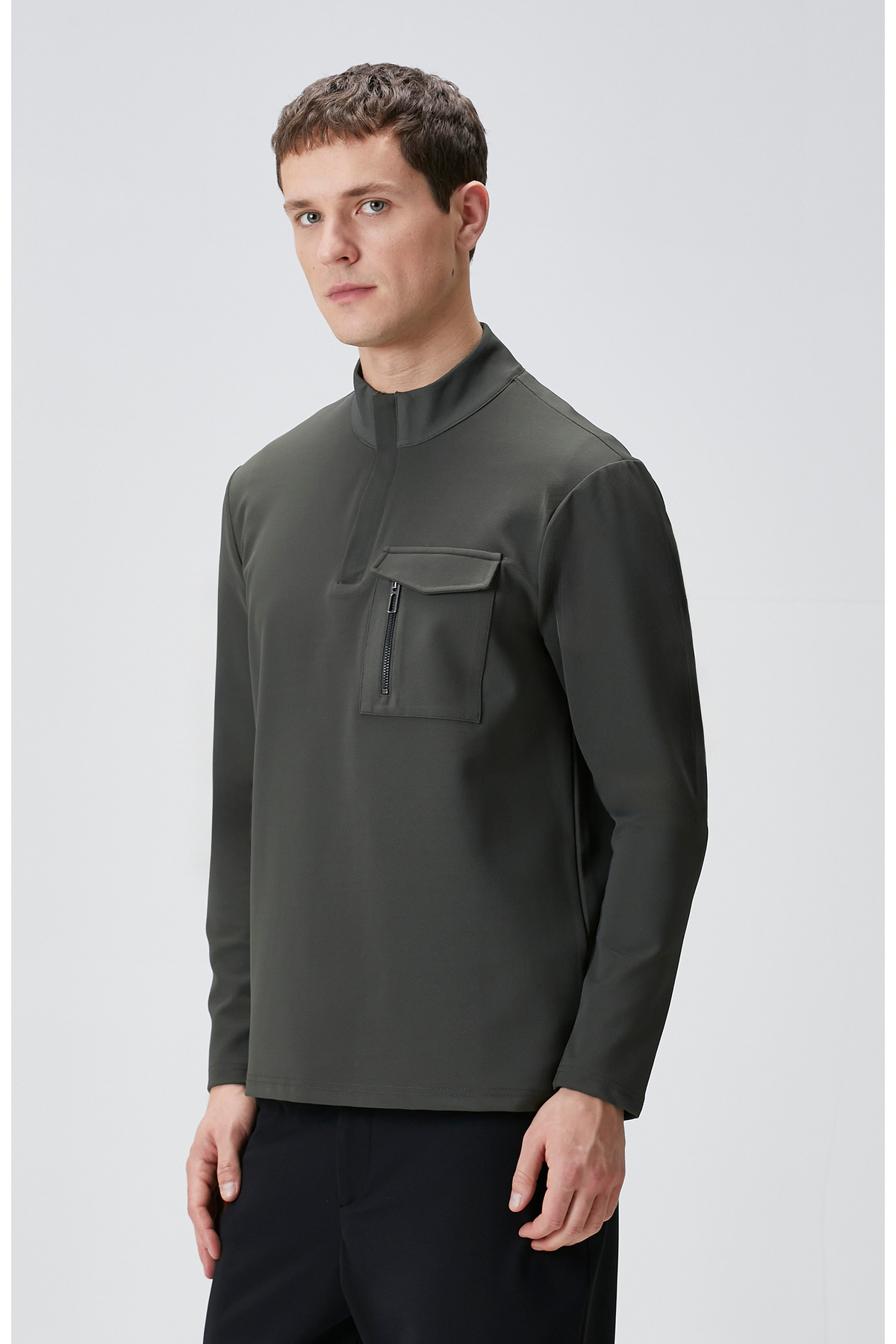 N-Tech Haki Göğüs Cep Detaylı Sweatshirt — خاکی 1098736 — تصویر 4 از 7