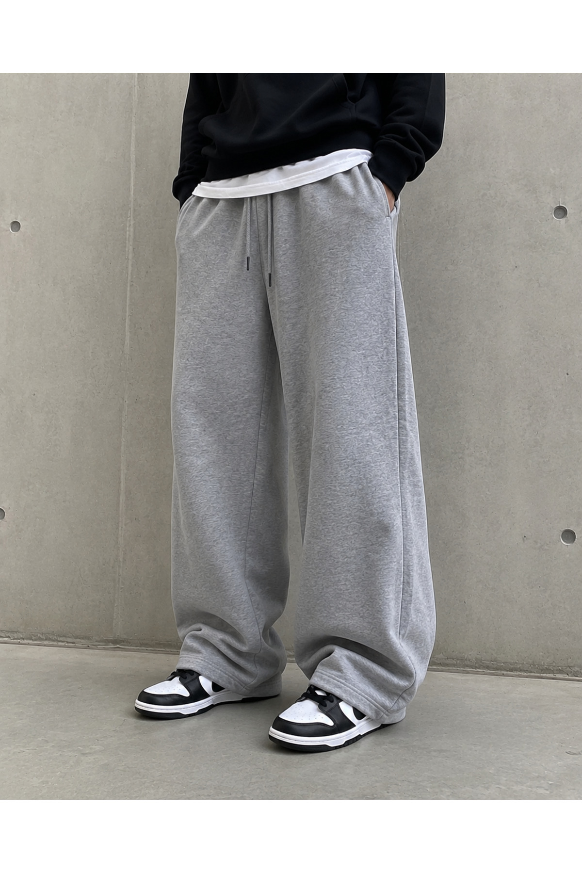 ADR MODA Unisex Gray High-Waisted Wide-Leg Sweatpants with Side Pockets