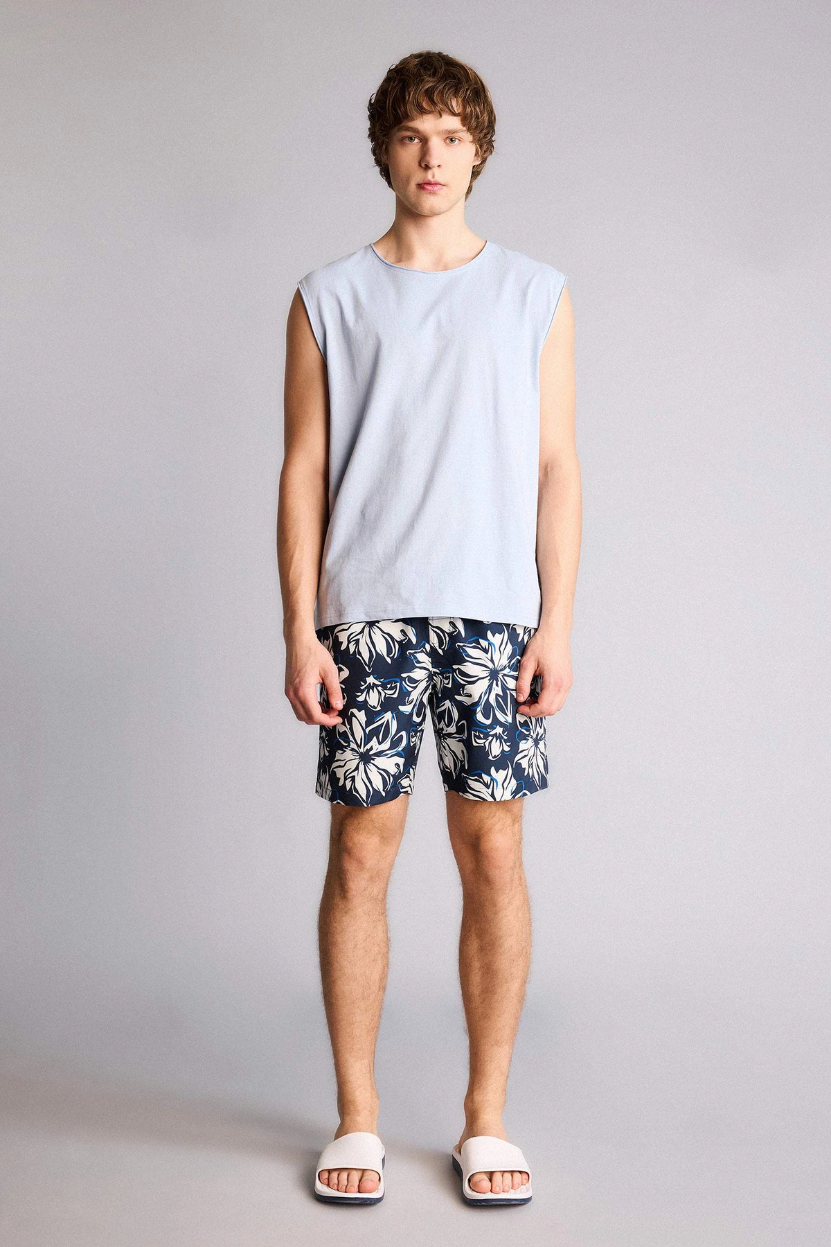 Defacto G6945Axnv256 Navy Blue Printed Swim Shorts