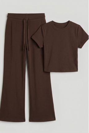 NOTHING Vücuda Oturan Esnek Örme Ribana Crop ve İspanyol Paça Pantolon Alt-Üs...