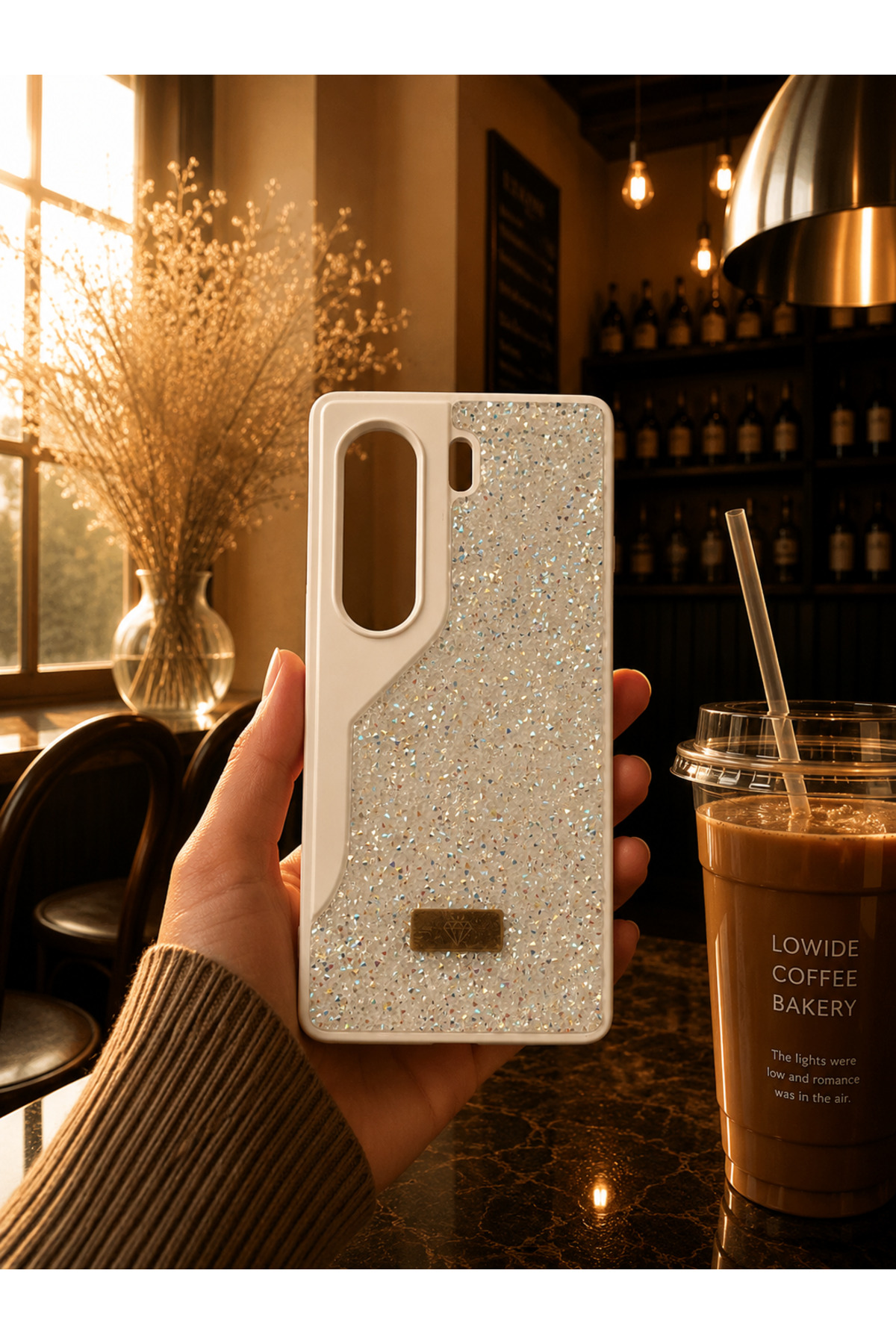 Tecno Camon 40 Compatible Velvet Diamond Design Rhinestone Shiny Diamond Silicone Case