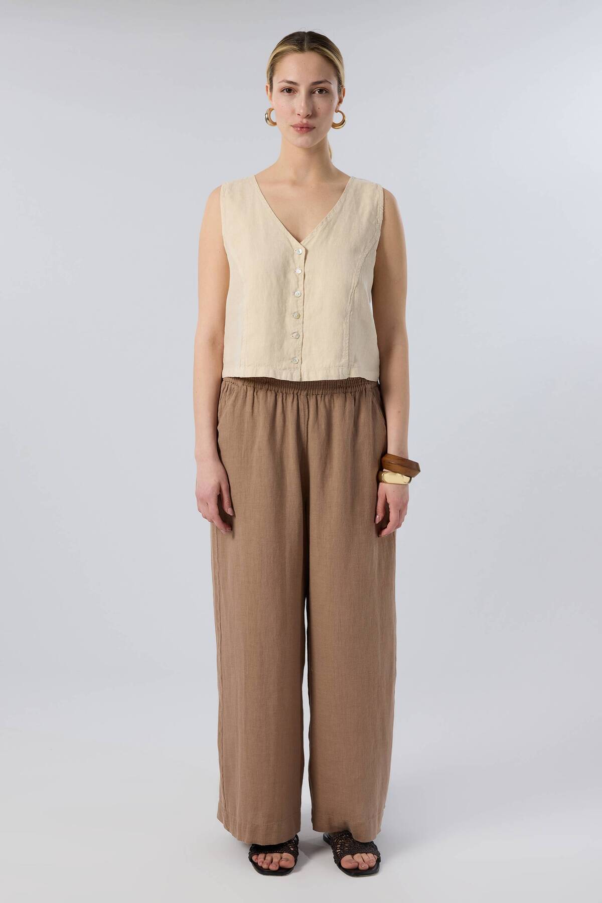 V-Neck Linen Buttoned Vest