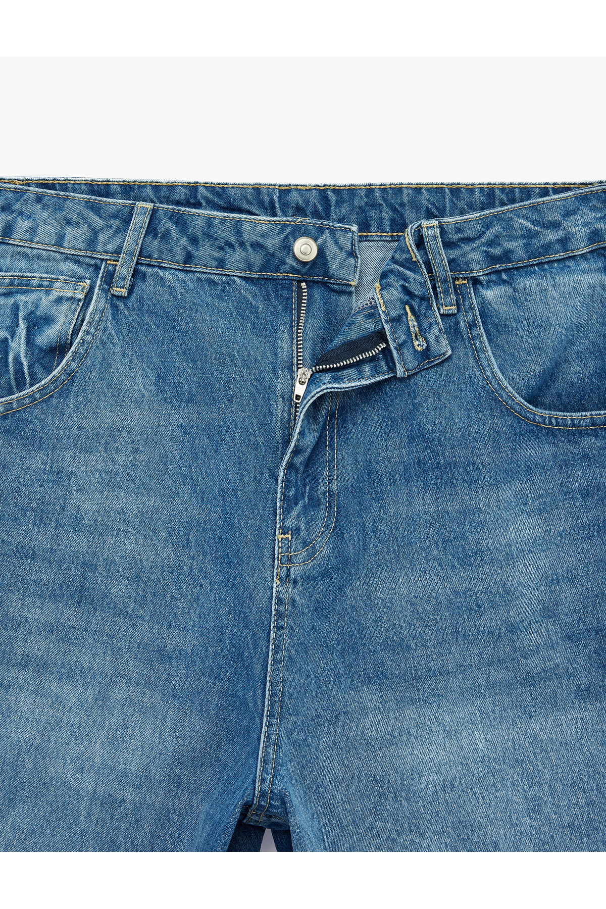Koton Pamuklu Normal Bel Rahat Kalıp Cepli Baggy Jean Şort görsel 6