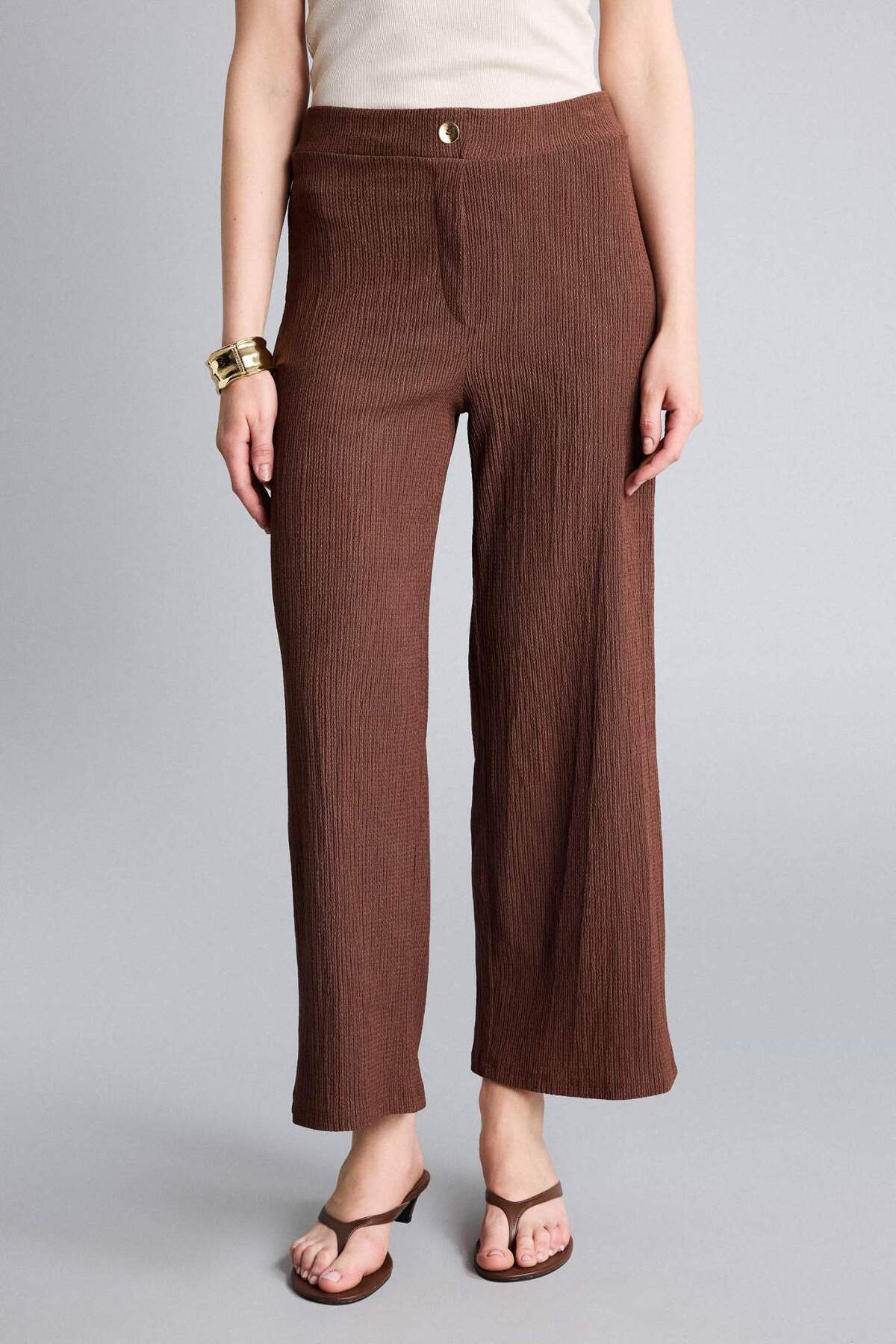 DeFacto Culotte Düz Paça Kırışık Dokulu Pantolon H8605AX26HS görsel 4
