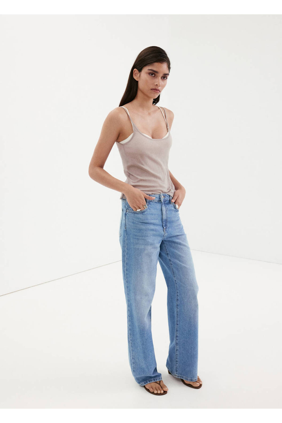 MANGO Woman Danila wide leg yüksek belli jean görsel 2