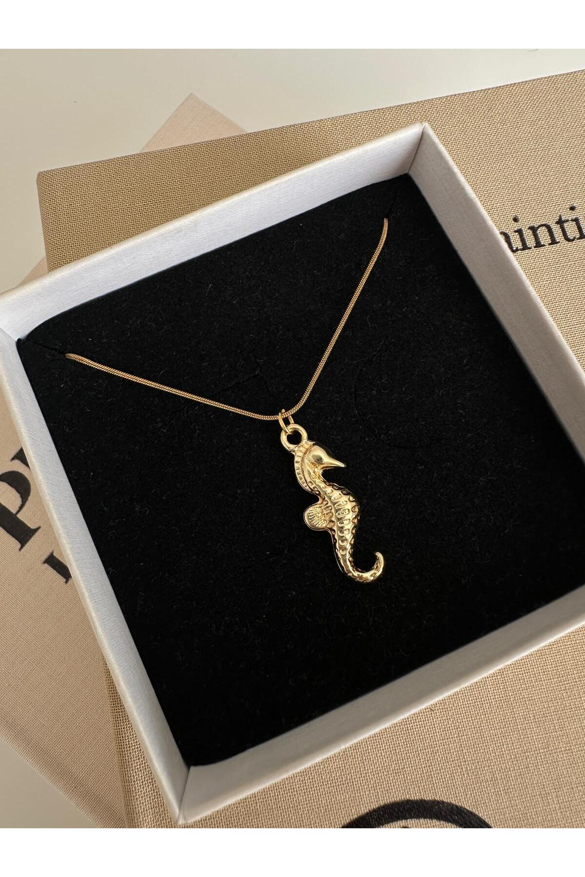 Deniz Anası Charm Çelik Zincirli Gold Kadın Kolye (45 Cm) - Detay Görseli 2