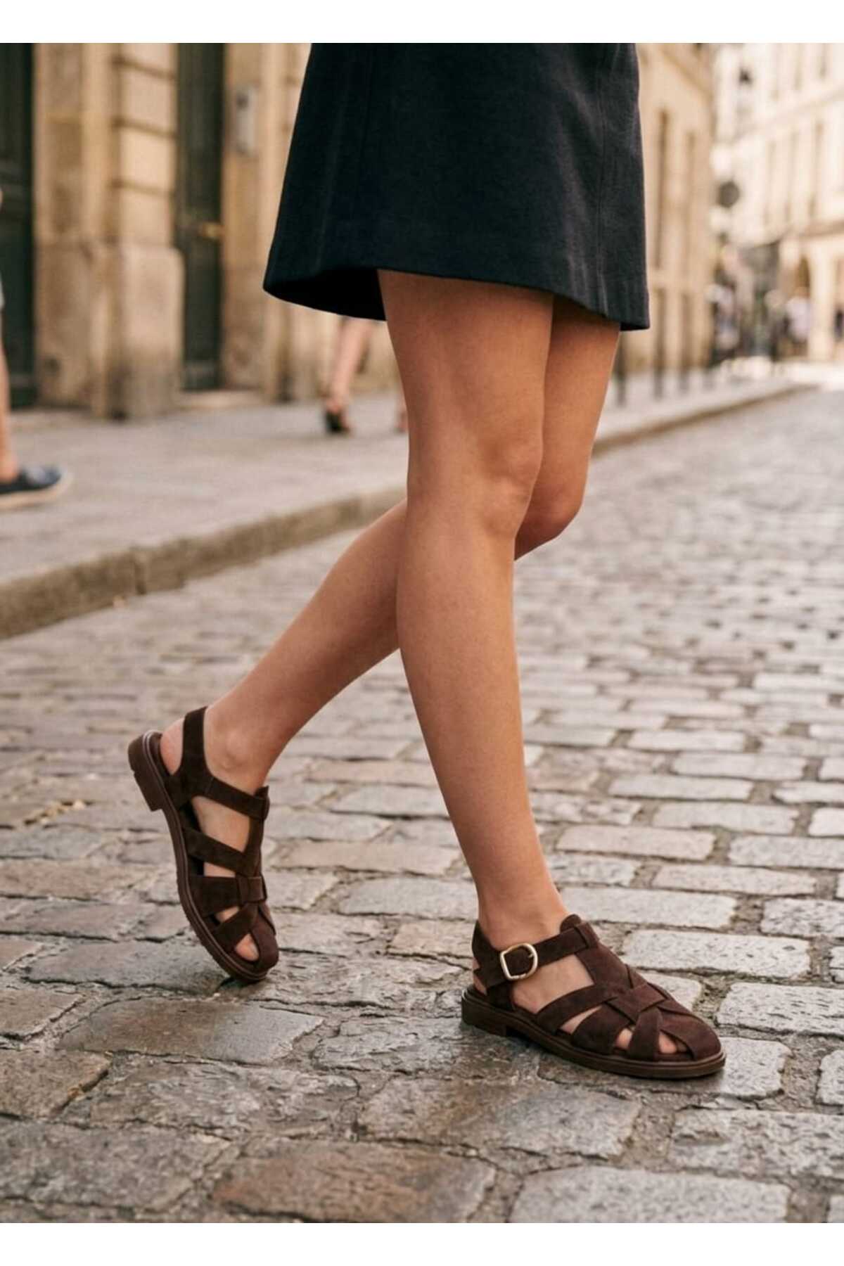 BERASHOES KADIN KAFES SANDALET