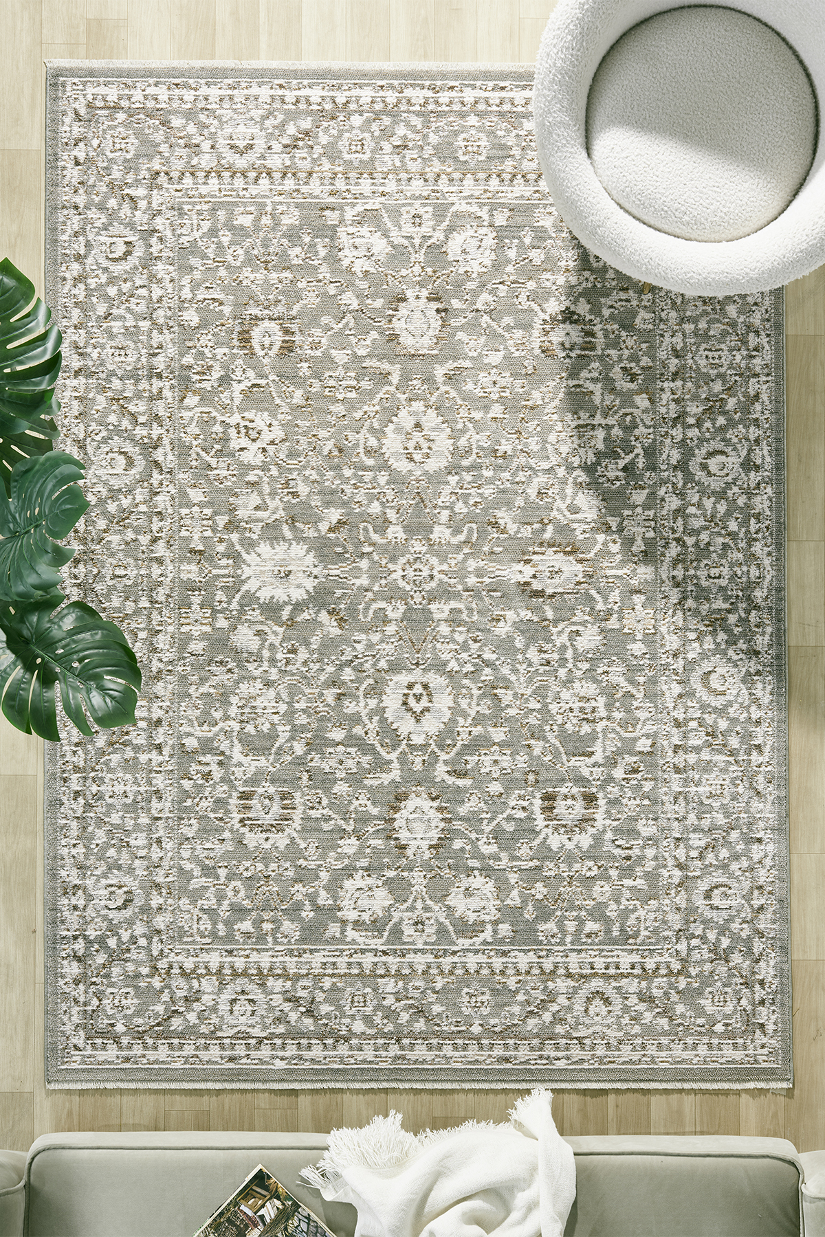 Aloria 100% Polyester Vintage Modern Woven Living Room Rug