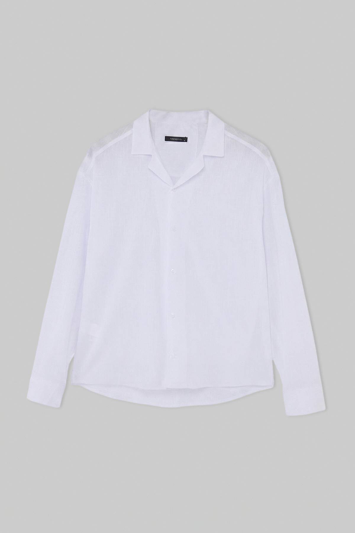 Trendyolmilla Man Beyaz Yarı Oversize İnce %100 Pamuk Erkek Plaj Gömlek TMNSS26GO00047