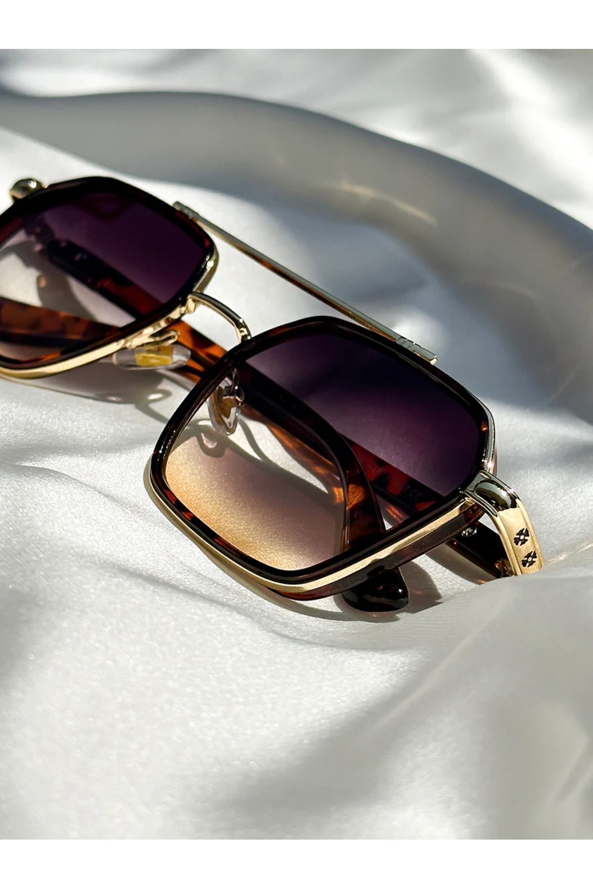 PİYESBOUTİQUE BROOKLYN UNİSEX LEOPAR GOLD KARE KADIN ERKEK UV400 KORUMALI TREND YENİ SEZON GÜNEŞ GÖZLÜĞÜ