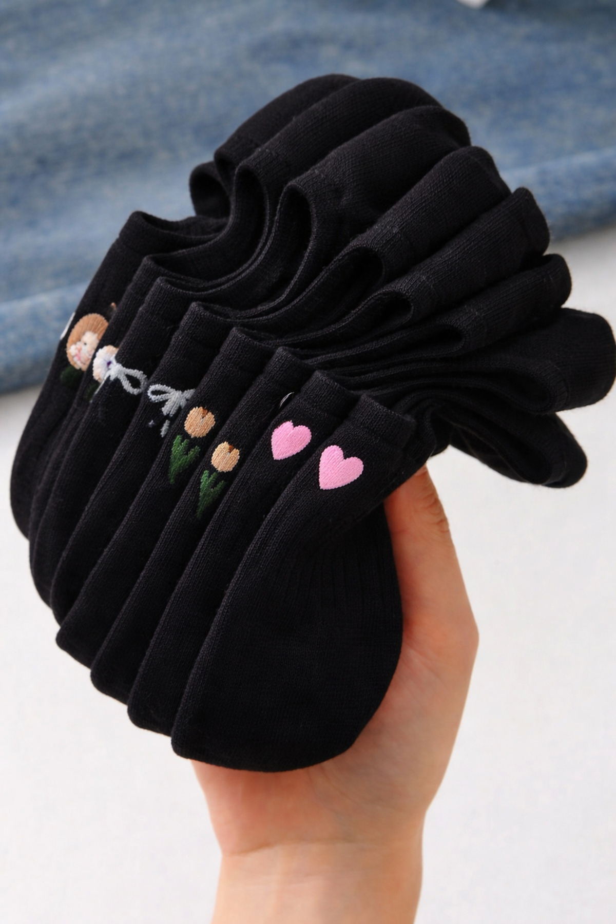 Hitit Socks Kadın 5 Çift Premium Kalite Fiyonk Çiçek ve Kalp Desenli Görünmez Babet Çorap Siyah görsel 2