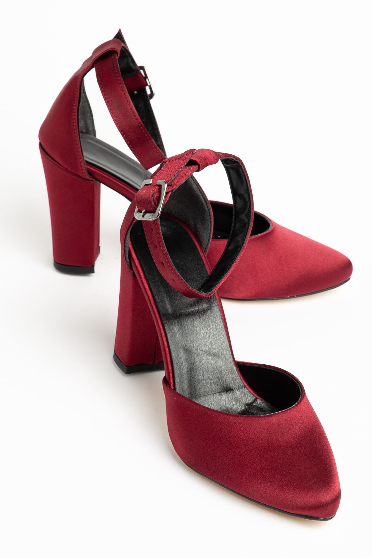 Lole Heels Claret Red Satin Detailed Heels