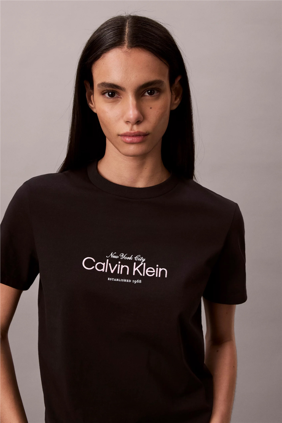 Calvin Klein Ss Classic Ck Nyc Lo Kadın Bisiklet Yaka T-Shirt Siyah