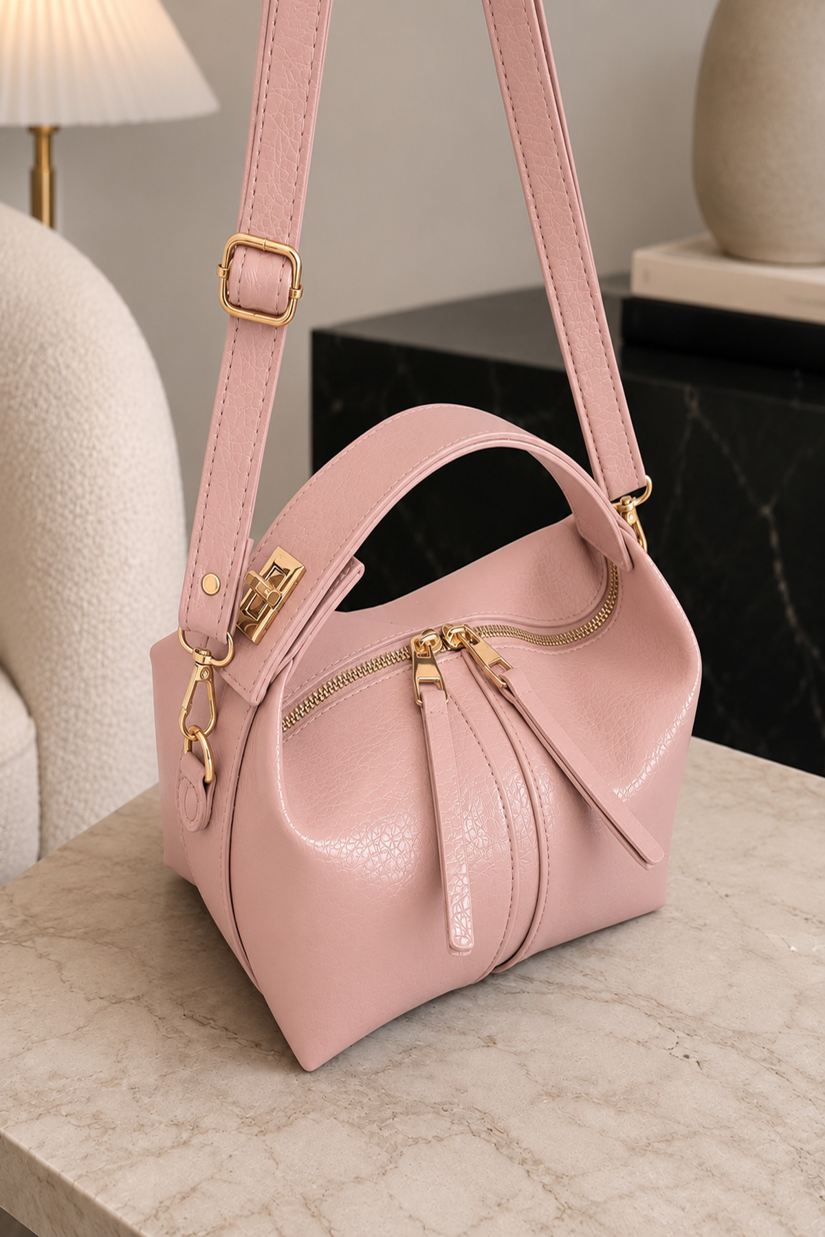 Women's Archel Leather Handbag Powder