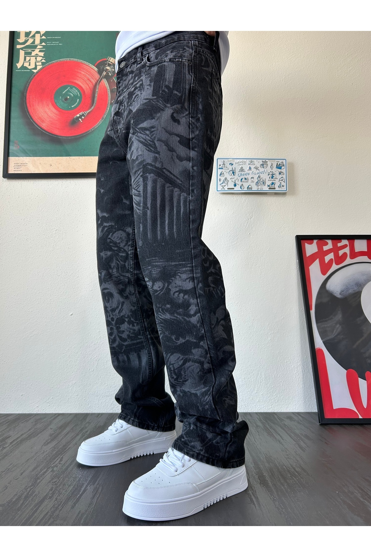 Shadow Tiger Full Desenli Siyah Loose Fit Jean — مشکی TYC878092B1145D1D10100E00 — تصویر 4 از 6